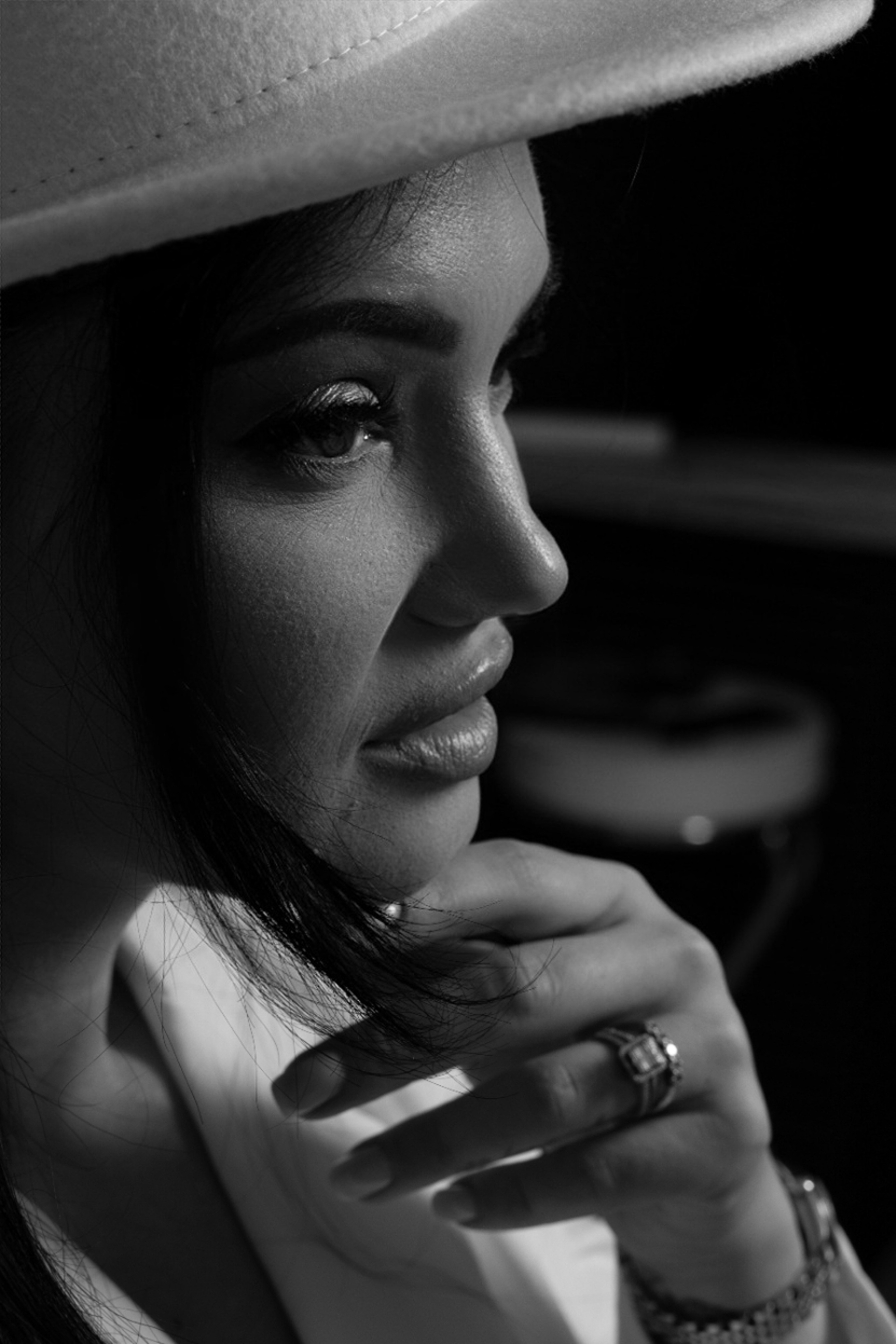 Mona. Portrait and Family Photographer in Netherlands