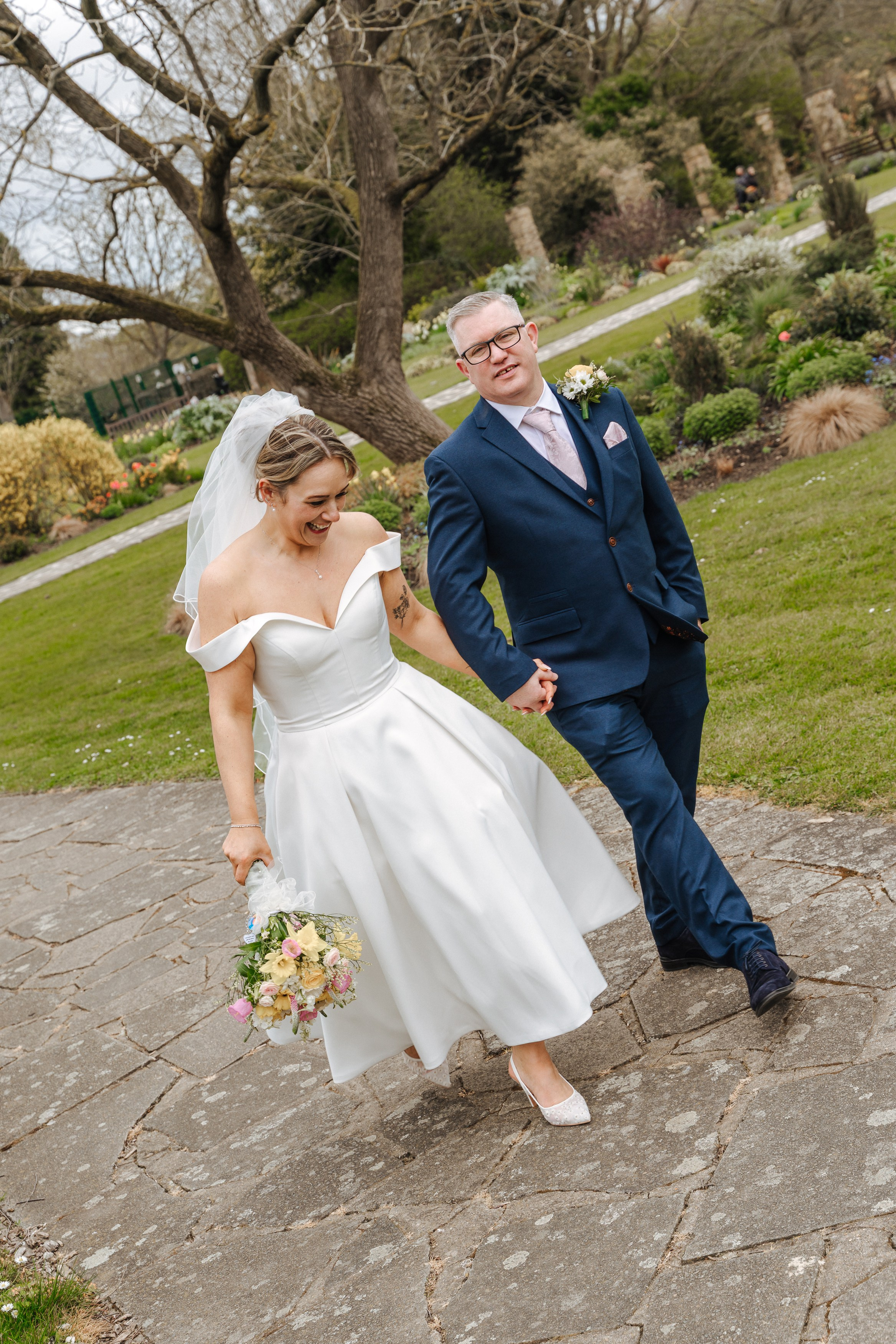Luke and Nicola’s wedding at Danson House. Photographer in England Ekaterina Romanova
