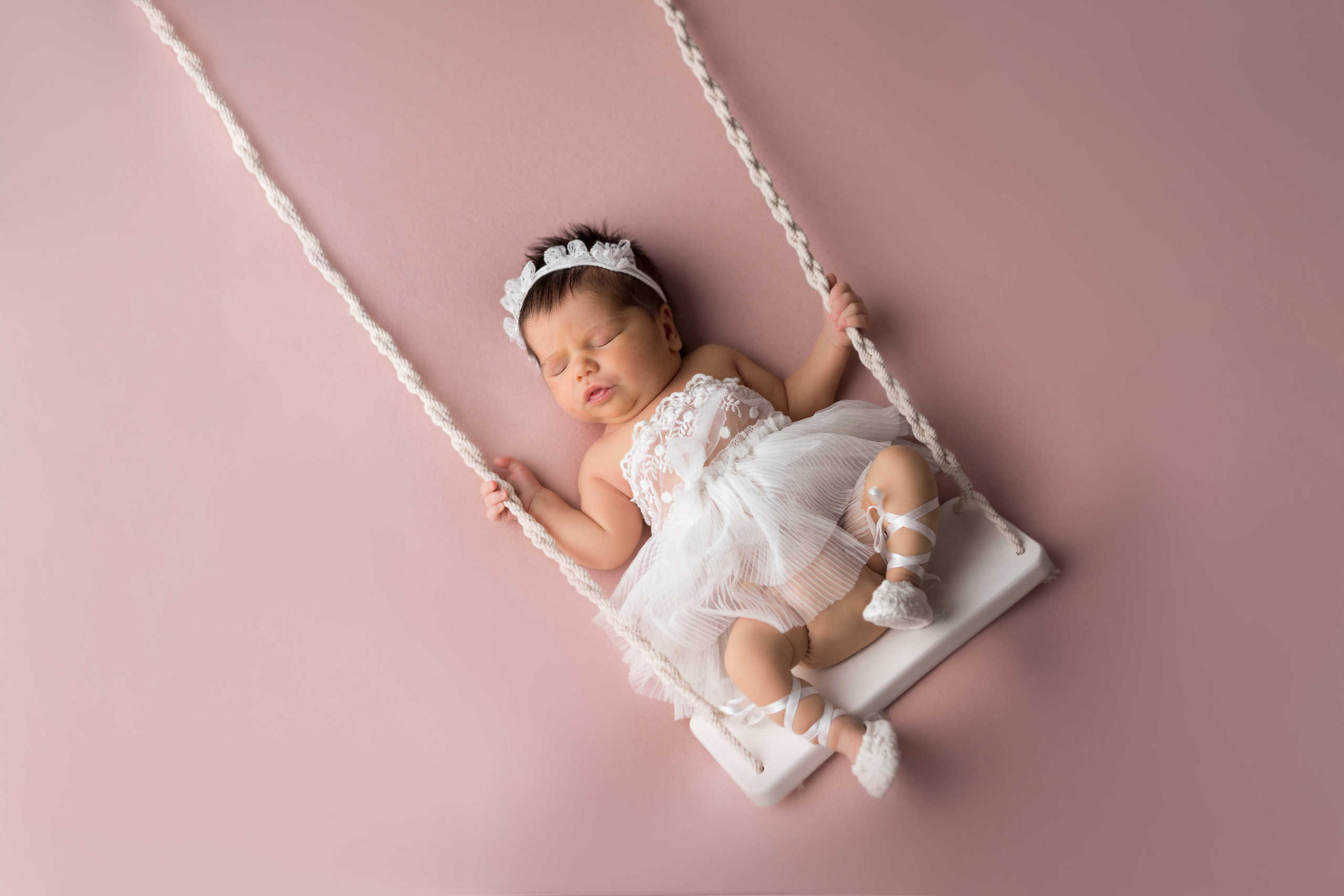 Mia 12 days. Newborn, Maternity & Family Photographer in Charlotte, North Carolina | Arhipova Julia