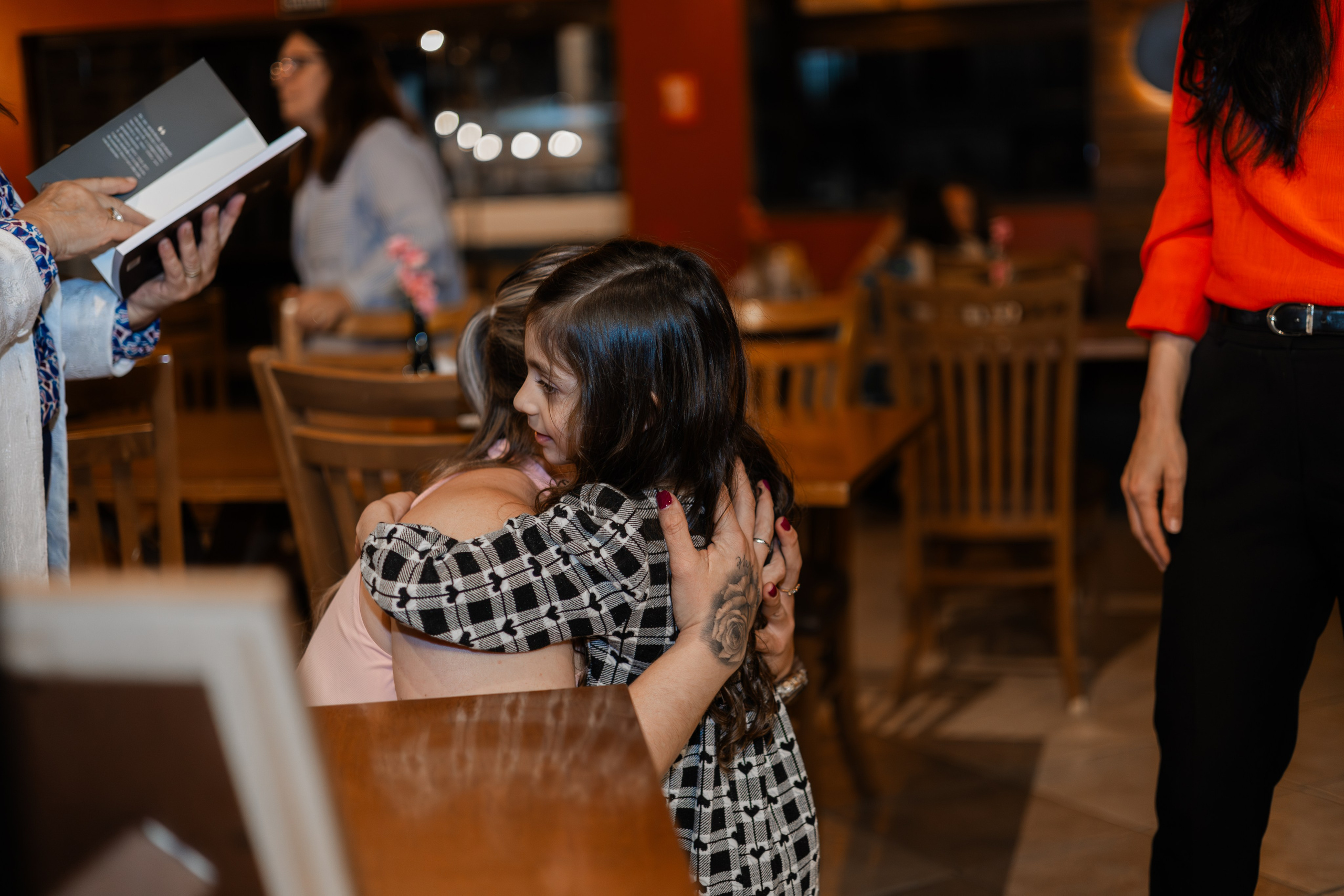 Lançamento de Livro Vivi Princival