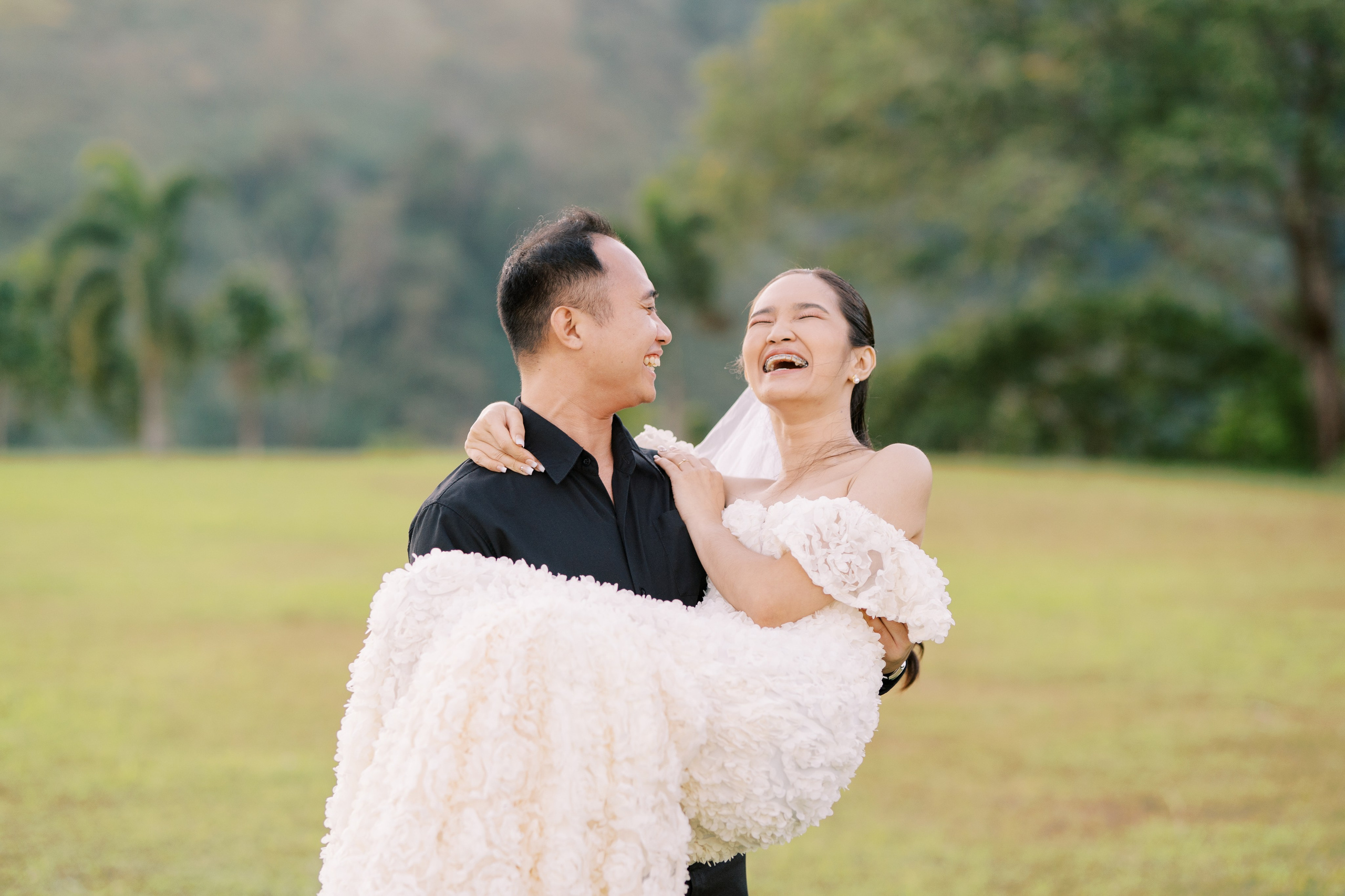 Engagement Gallery. Momentaphoto