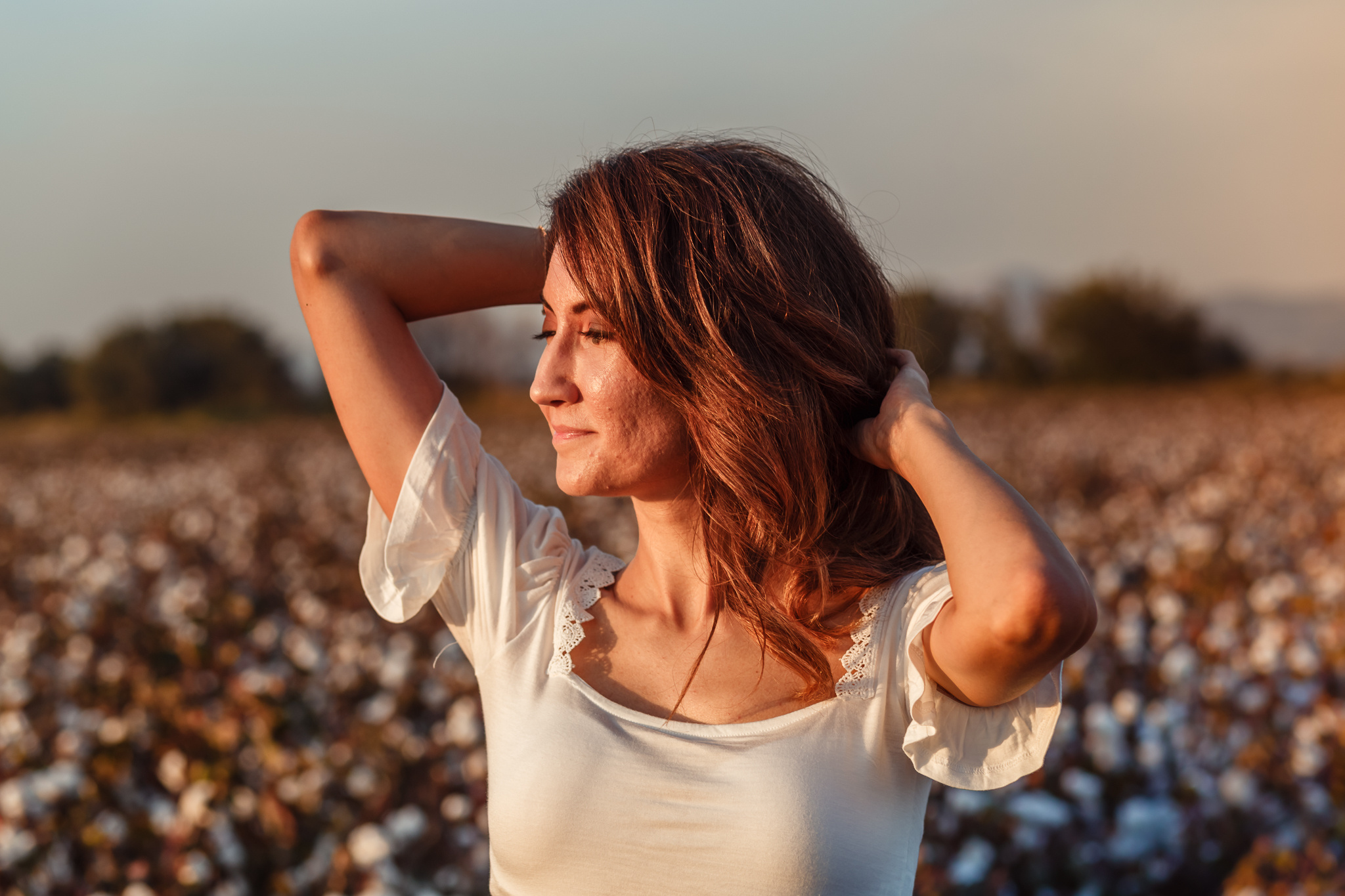 Photo session of Firuza in a cotton field