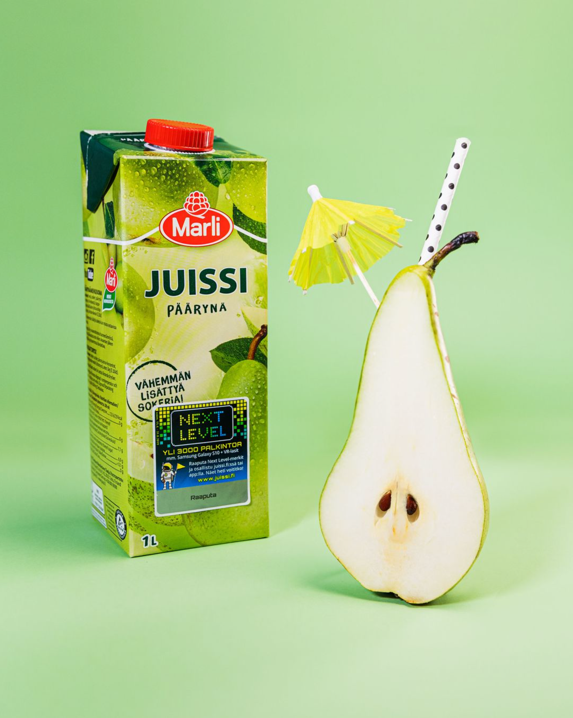 Marli Juissi. Anna Z commercial photographer and graphic designer based in Turku