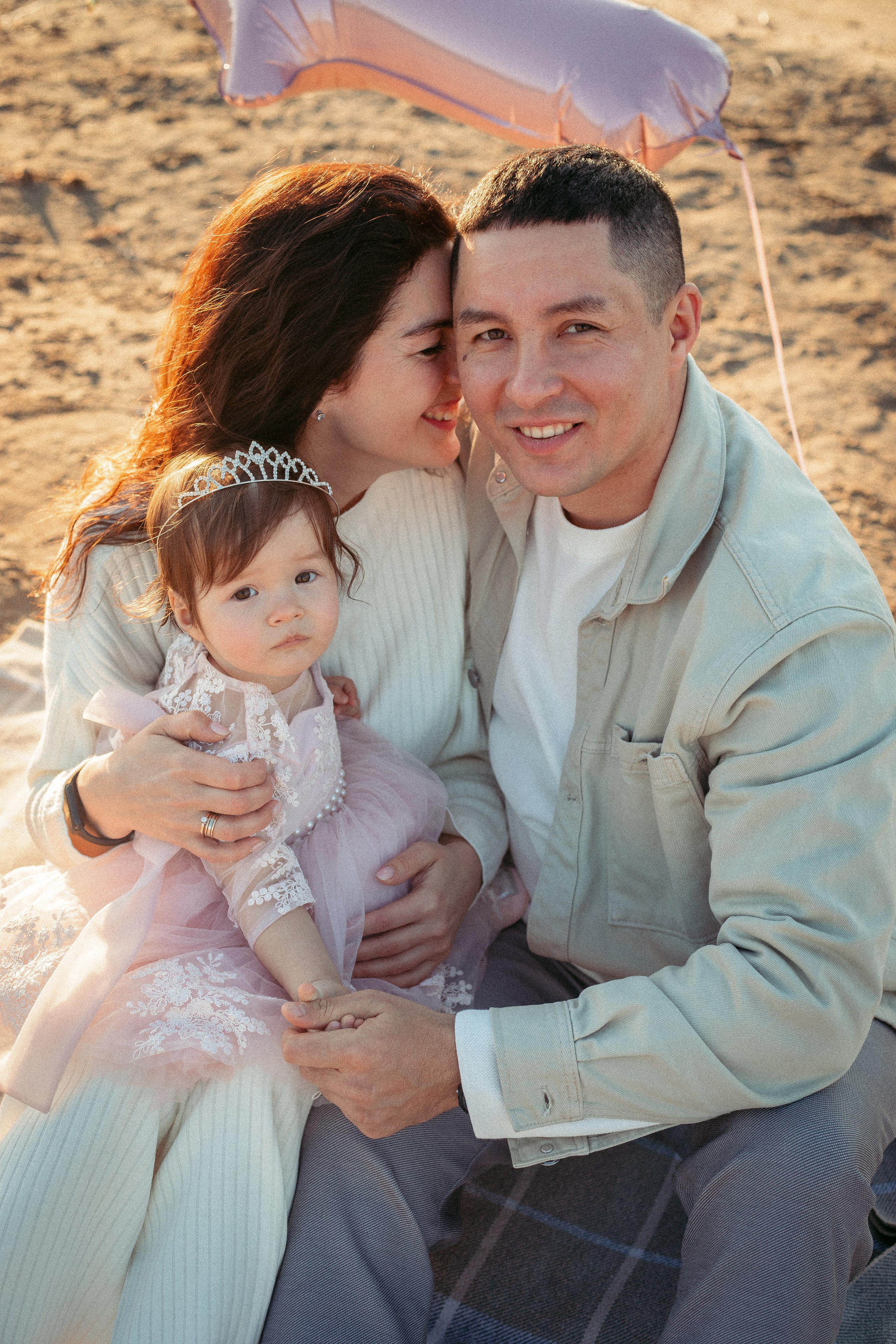 Little Beach Celebration. Family Photographer in Greece