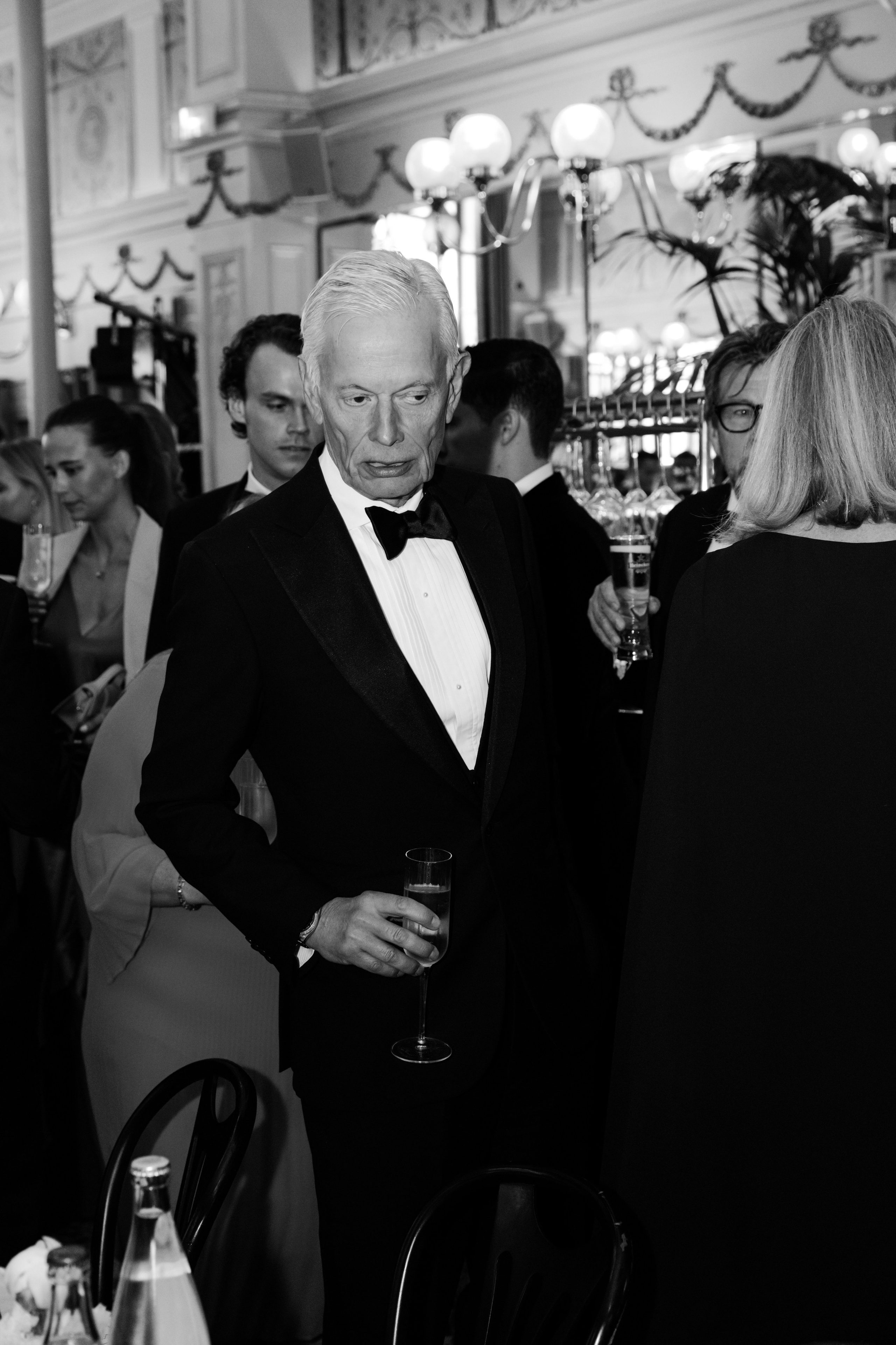 Clara & Douglas | Wedding Photography in Paris. Paris Wedding Photographer