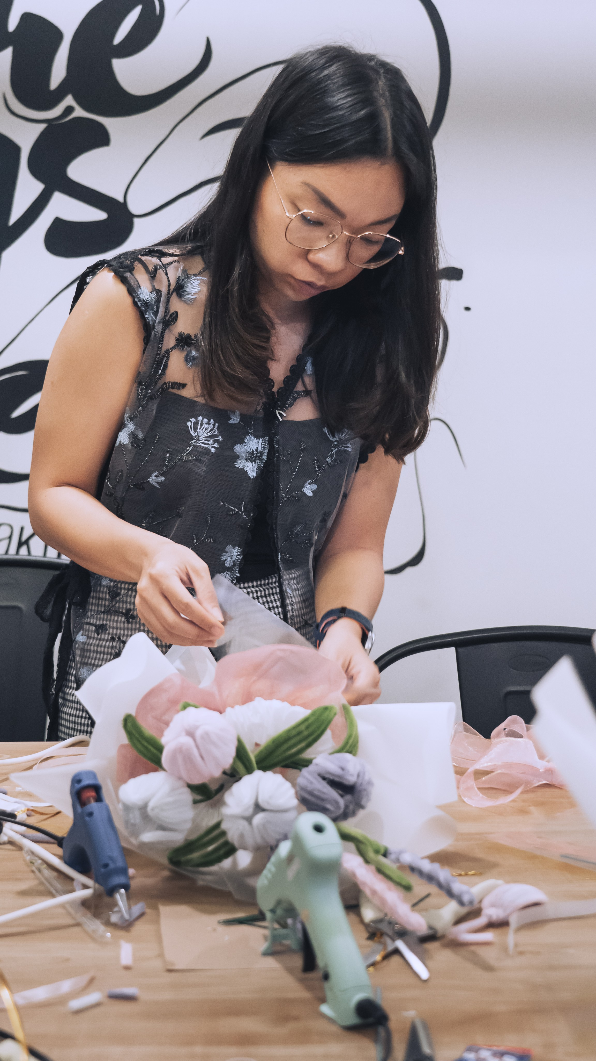 Pipe Cleaner Flower Workshop. Aro Salaka Event Photography