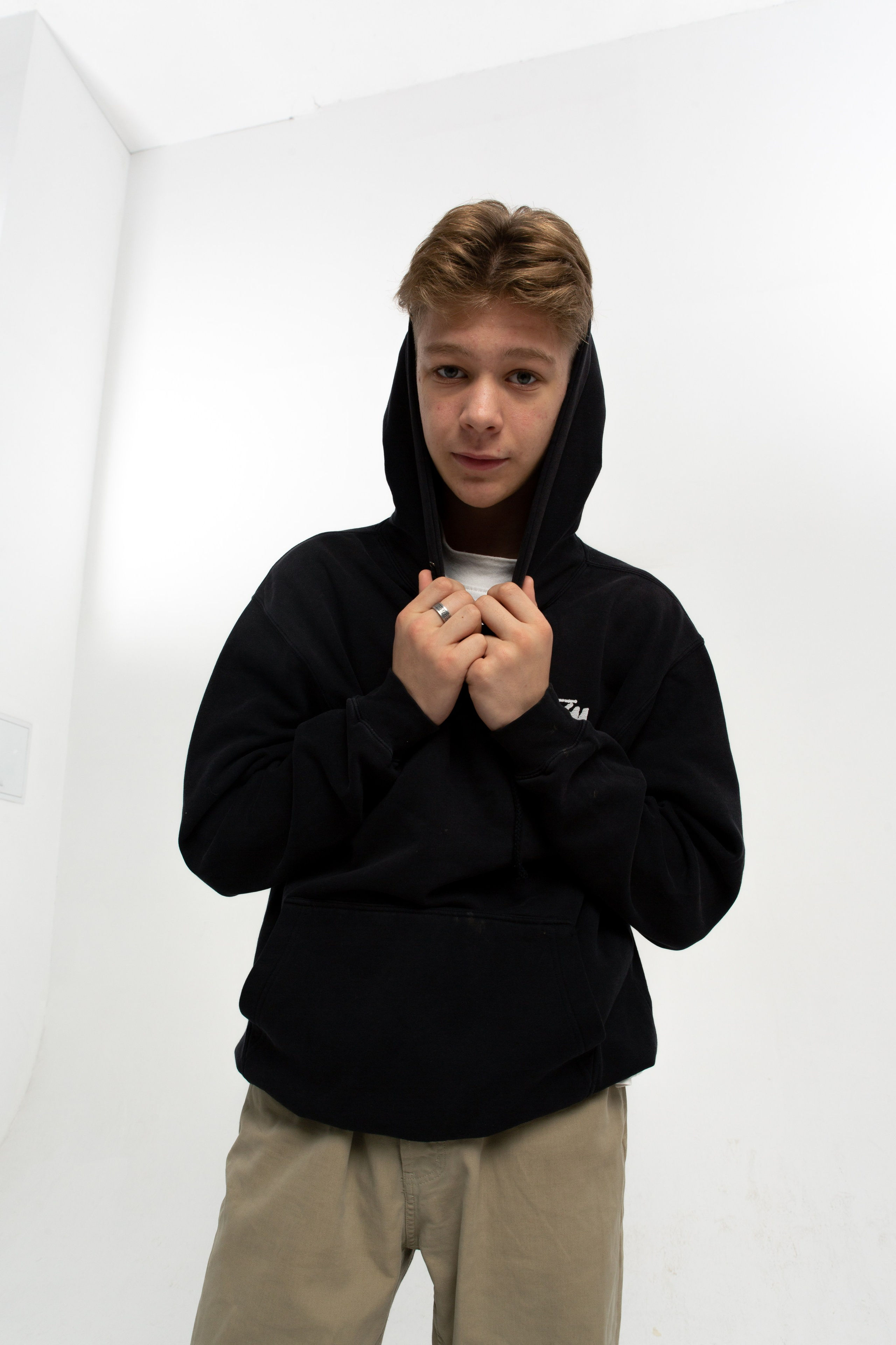 Davran. Thrift shop. Photographer Vladmir Gladkov