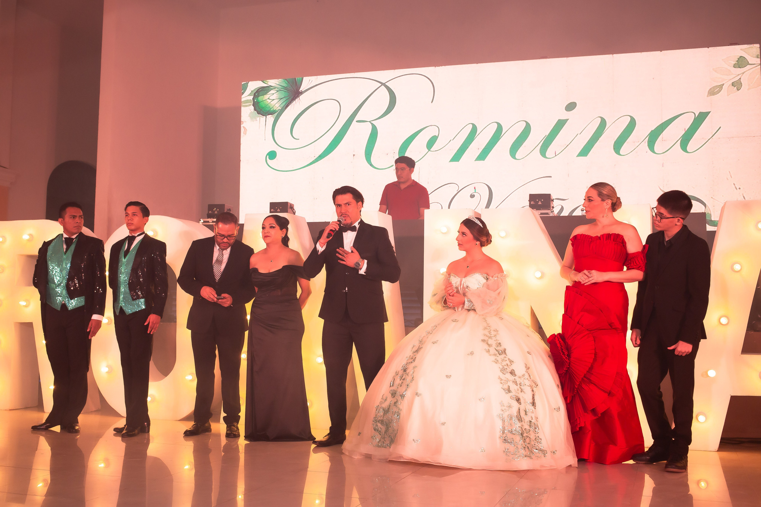 XV AÑOS ROMINA