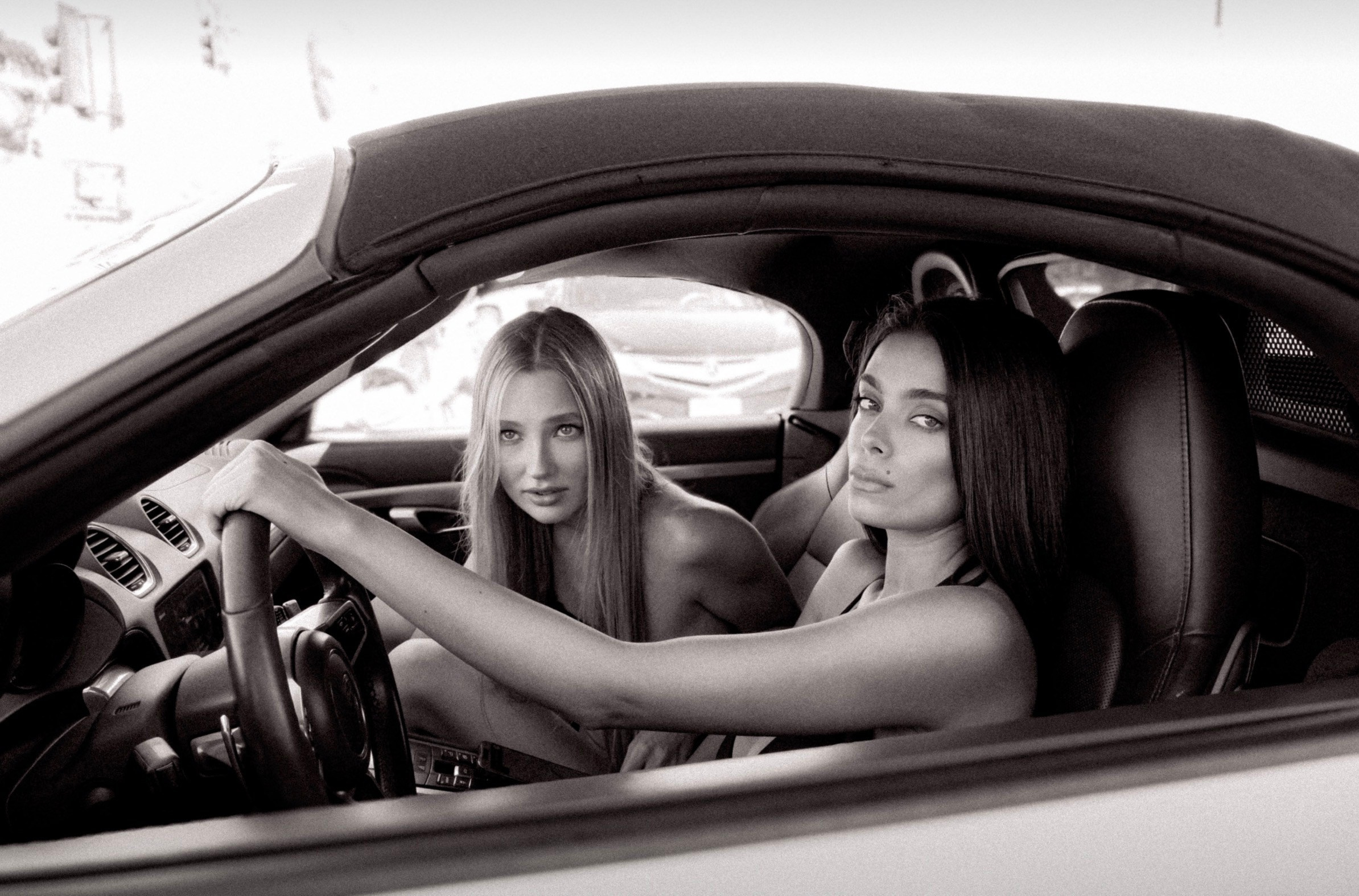 Contact. 0514 Editorial Photographer & Art Director in Los Angeles