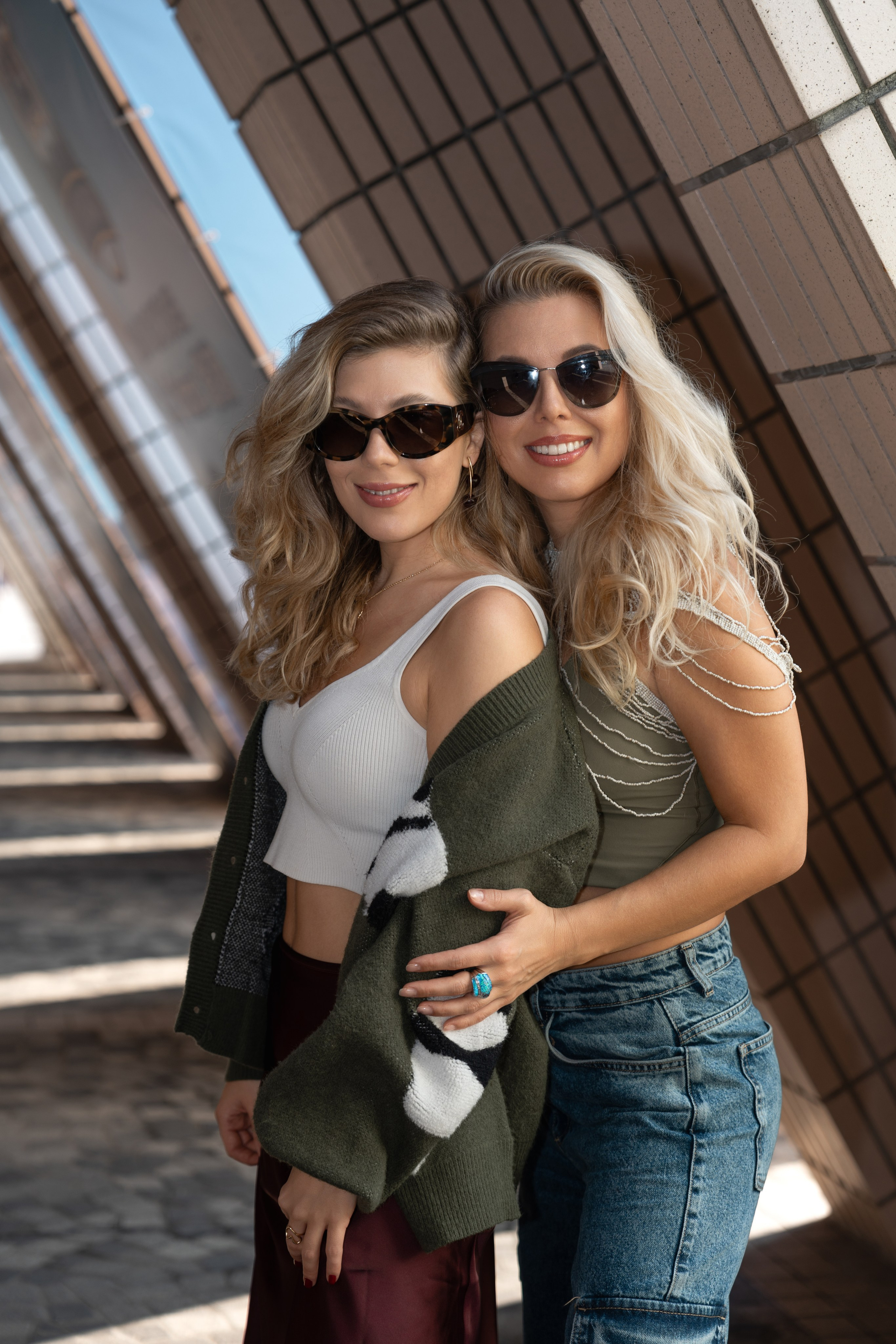 KATYA & NASTYA. PHOTOGRAPHER IN HONG KONG (WEDDING, FASHION, FAMILY, EVENTS)