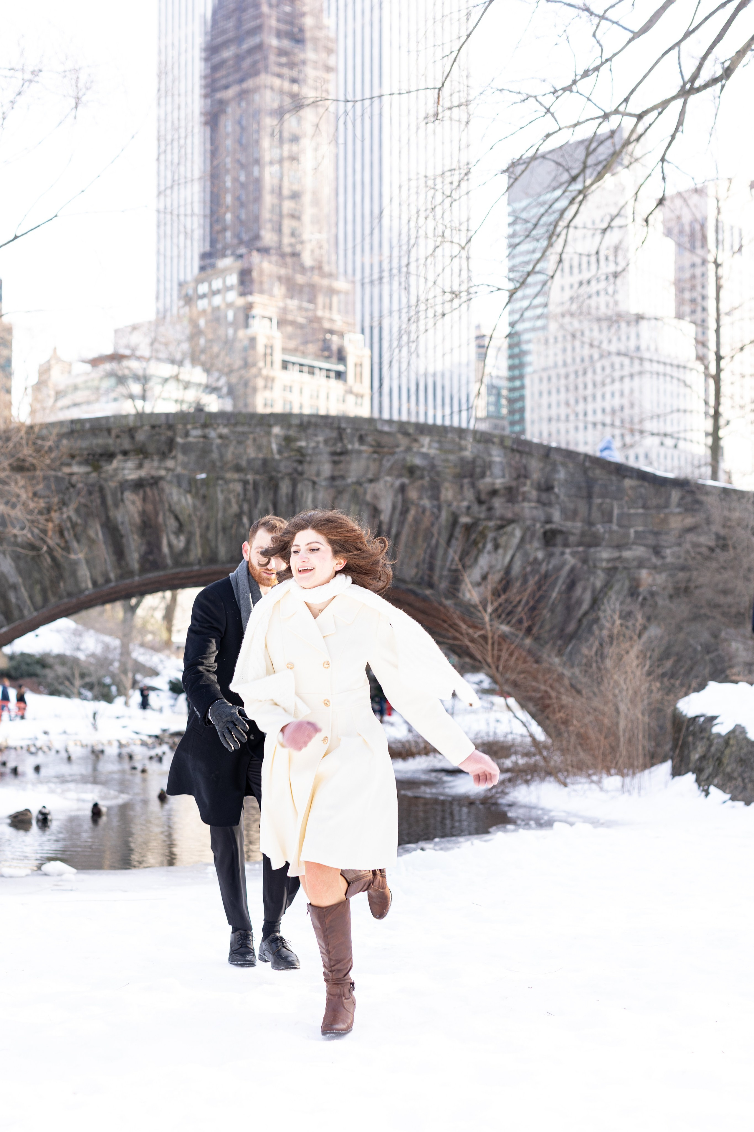 Winter Love in Central Park. Family, lifestyle, and commercial photography in New York and New Jersey