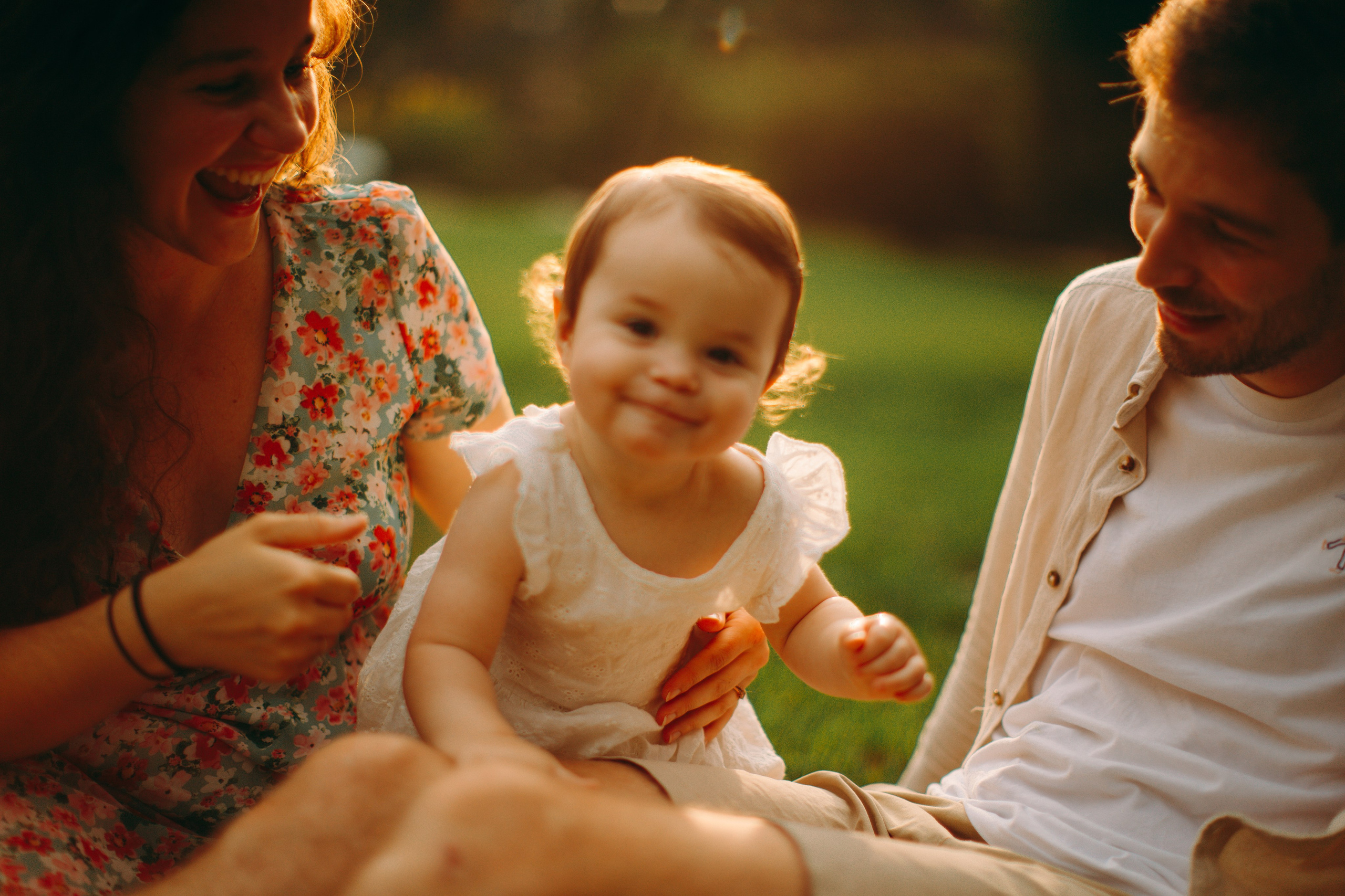Anna and Julia. Love Through Photo
