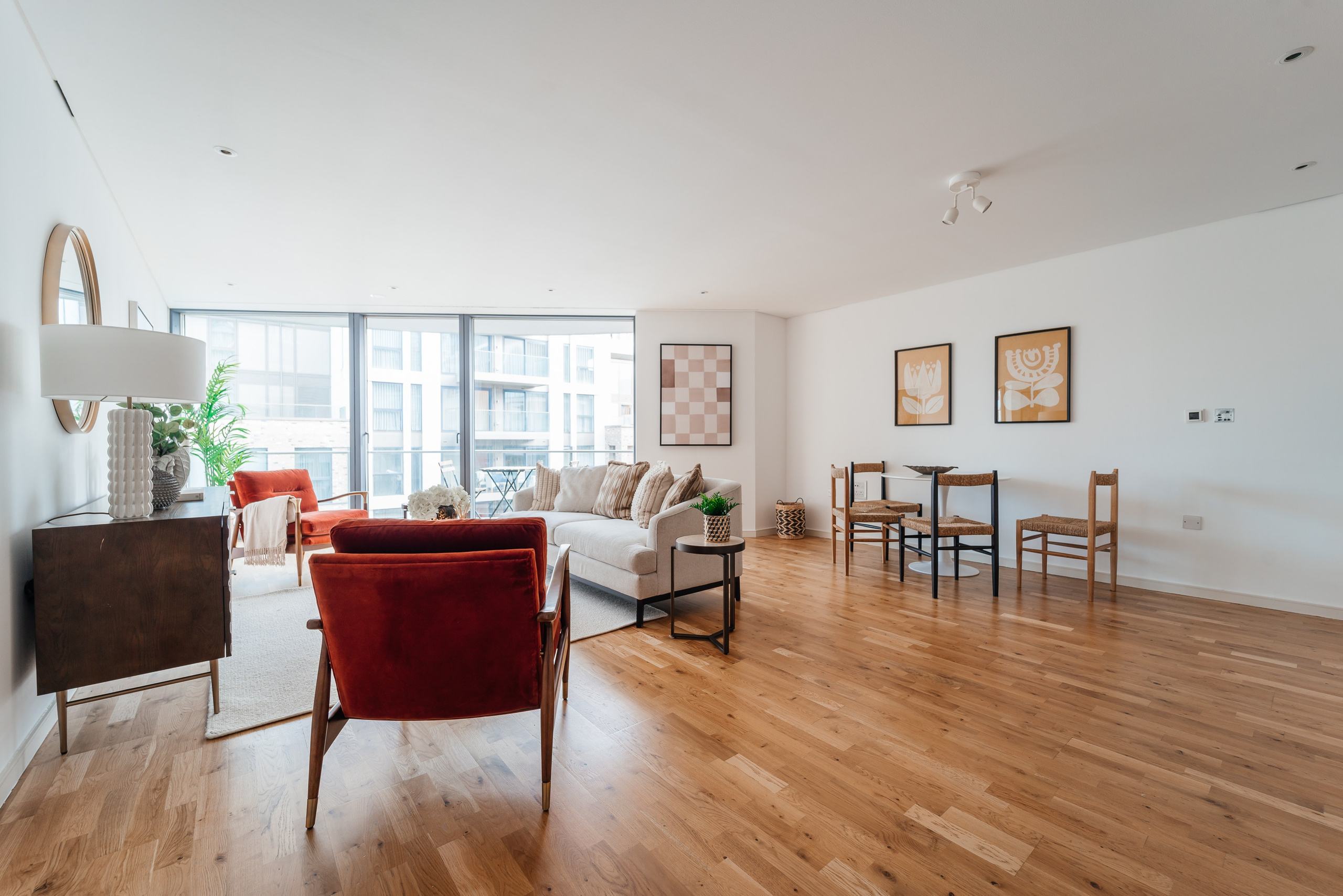 Photography of a 2 bedroom flat. Photographer in England Ekaterina Romanova