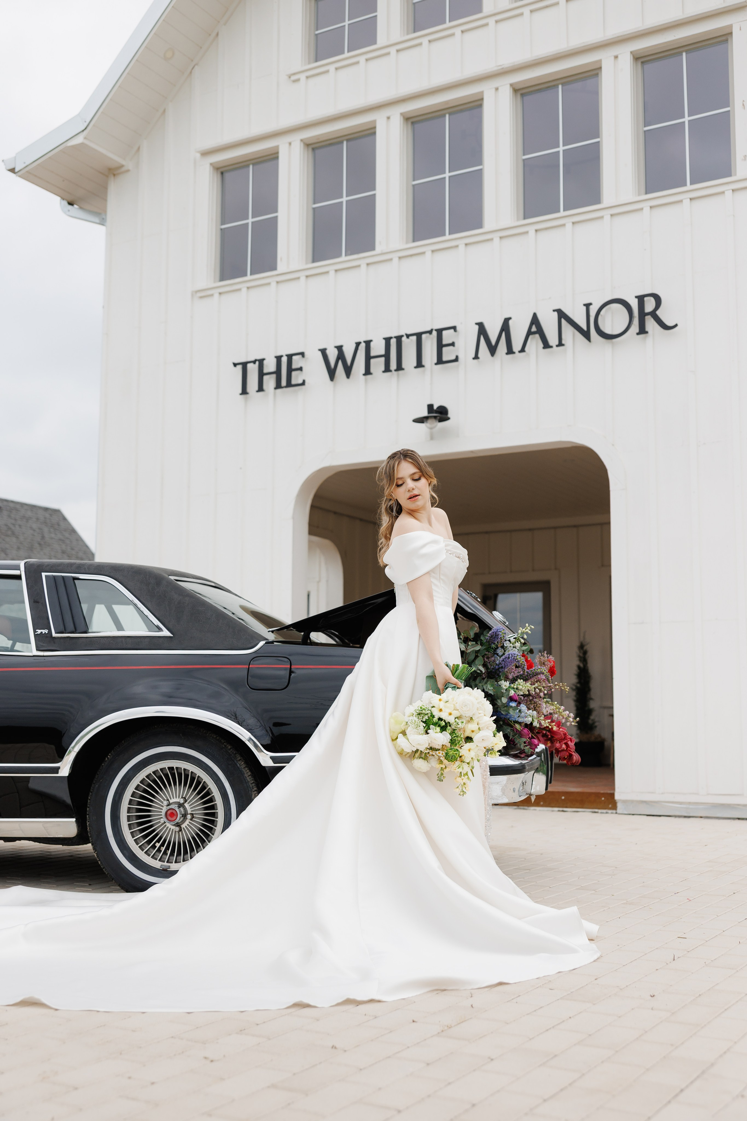 Nunta Cristina si Costin la The White Manor. Fotograf nunta Bucuresti - Manu Ivanciu