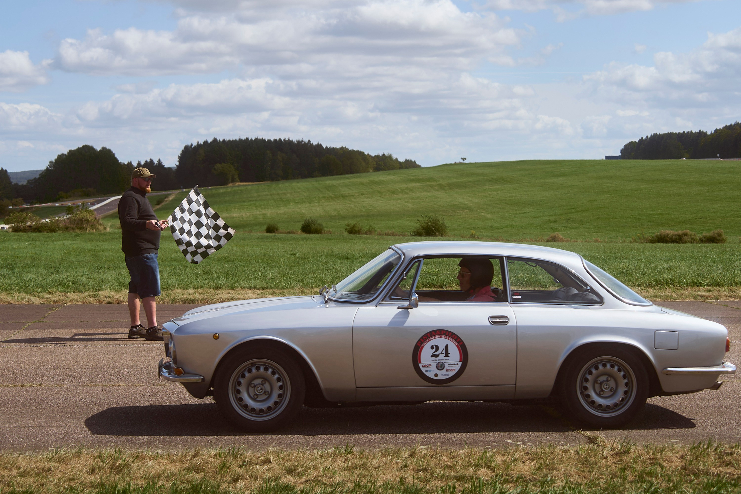 Pista & Piloti. Aleksandr Steinbrenner | Streetfotografie