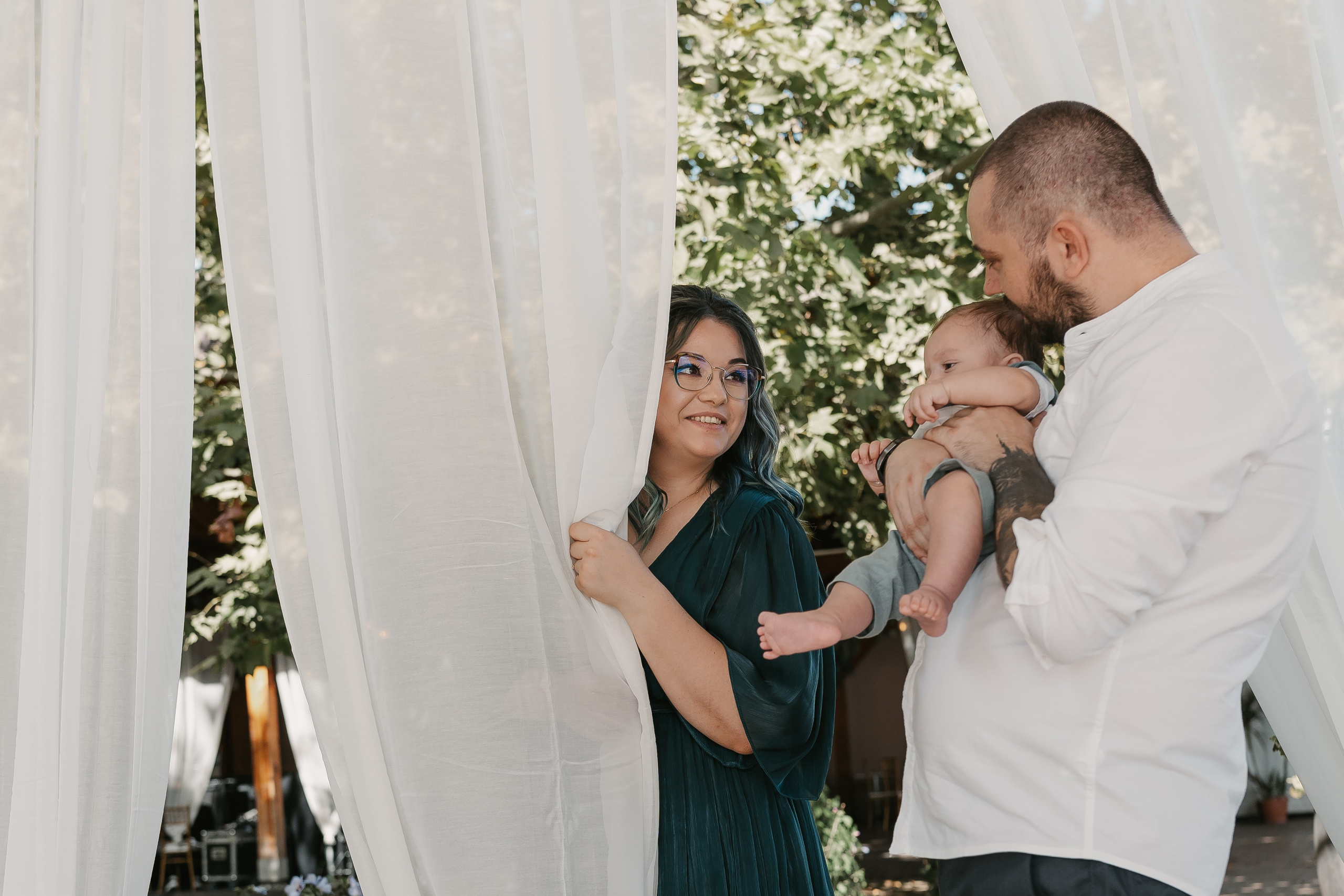 Darius Theodor. Dara Lens | The art of remembering