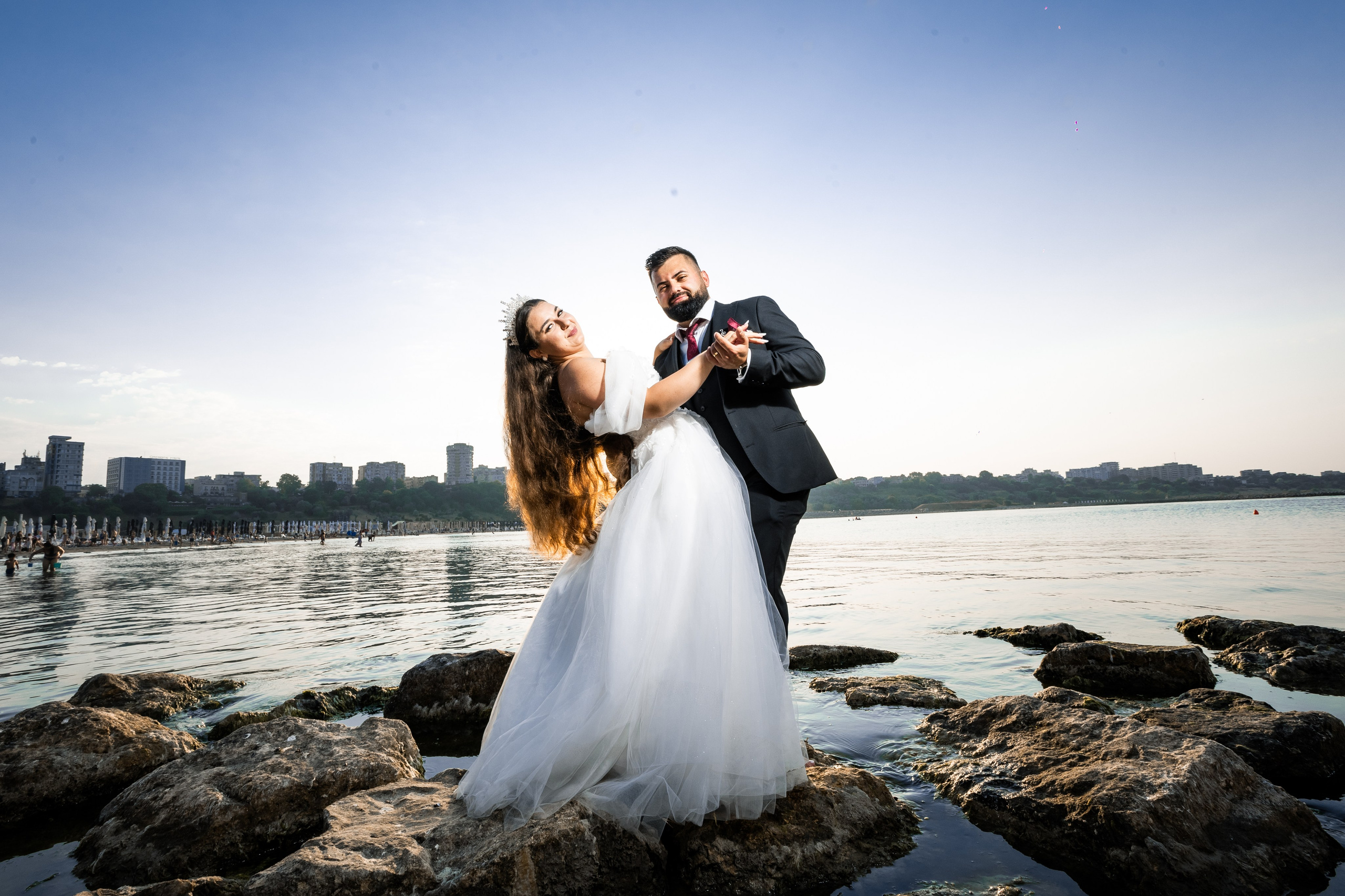 Andreea & Elvis Trash The Dress. MGS STUDIO