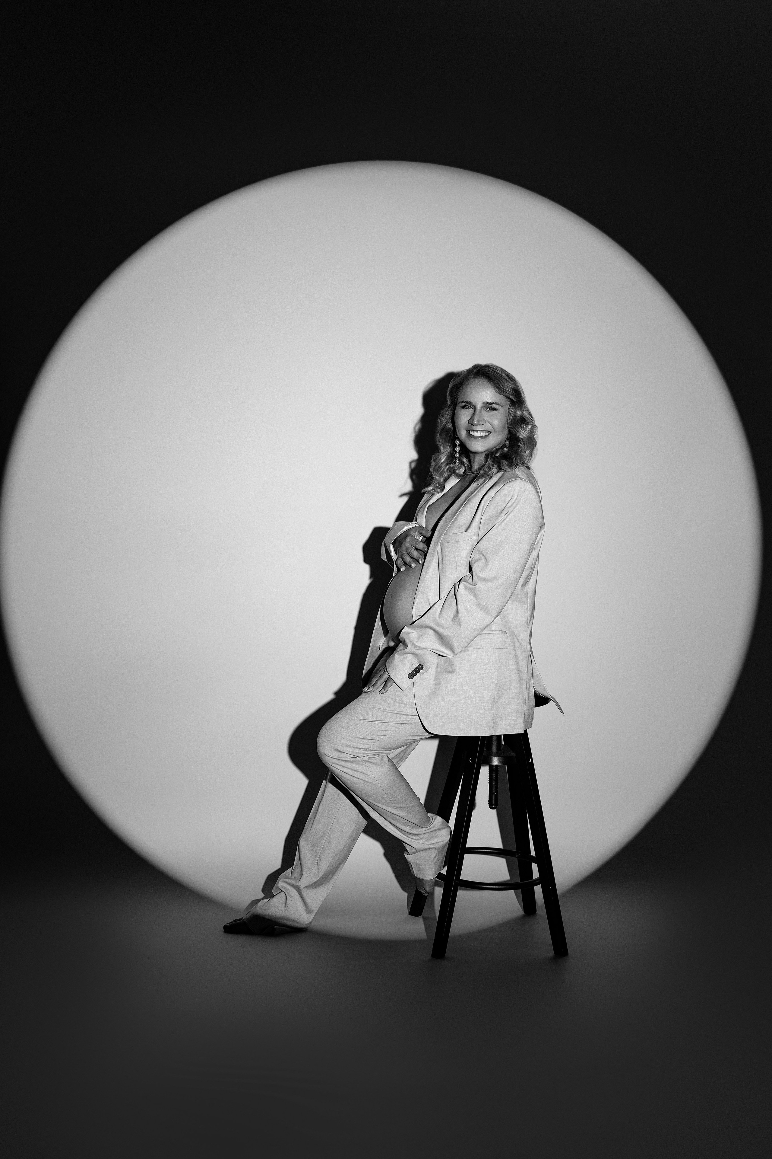 Babybauch. Neugeborene- Schwangerschaft- und Kinder Fotografin in Lehre