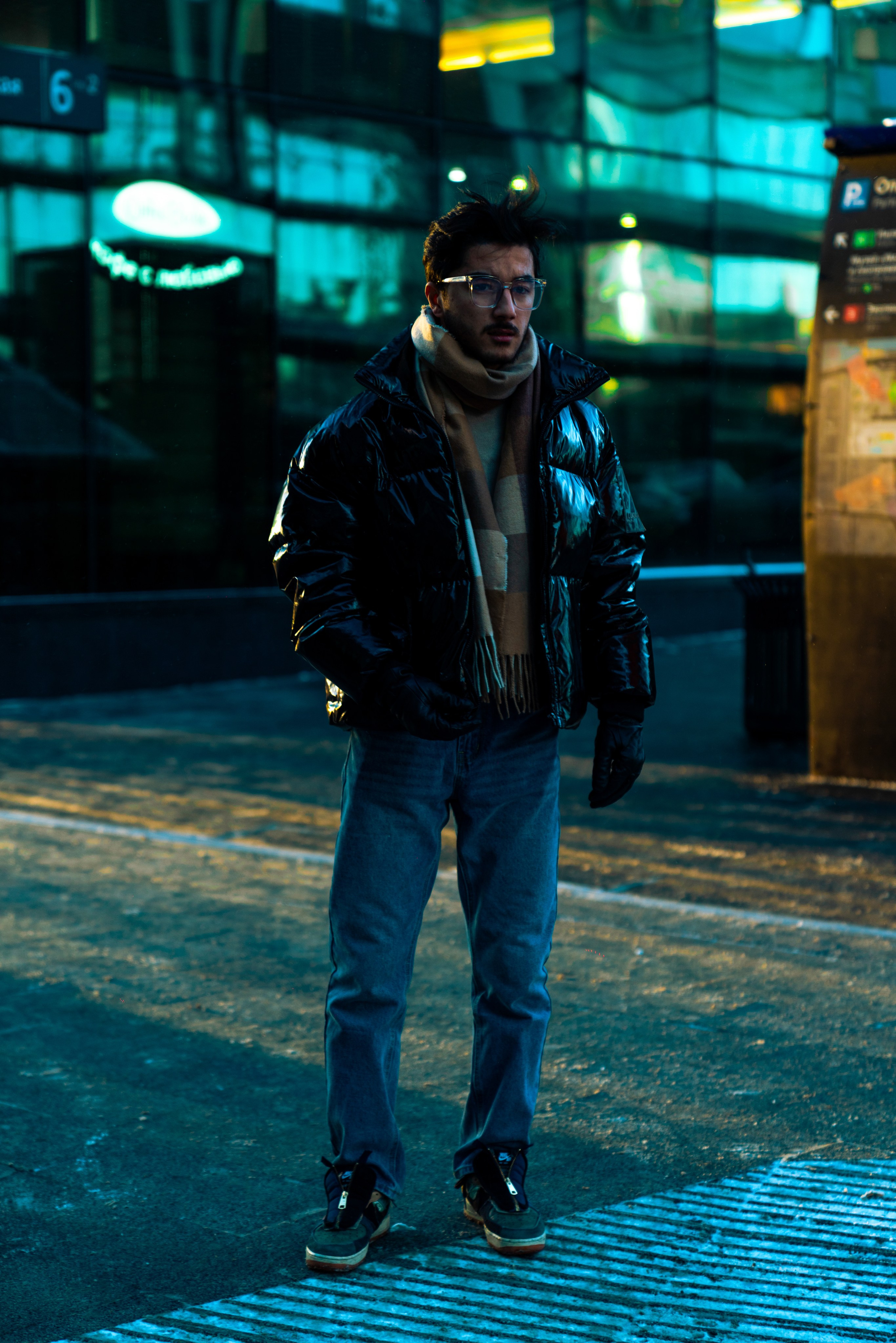 Male portrait on the background of Moscow city. Photographer in Uzbekistan and Samarkand Djasur Marupov