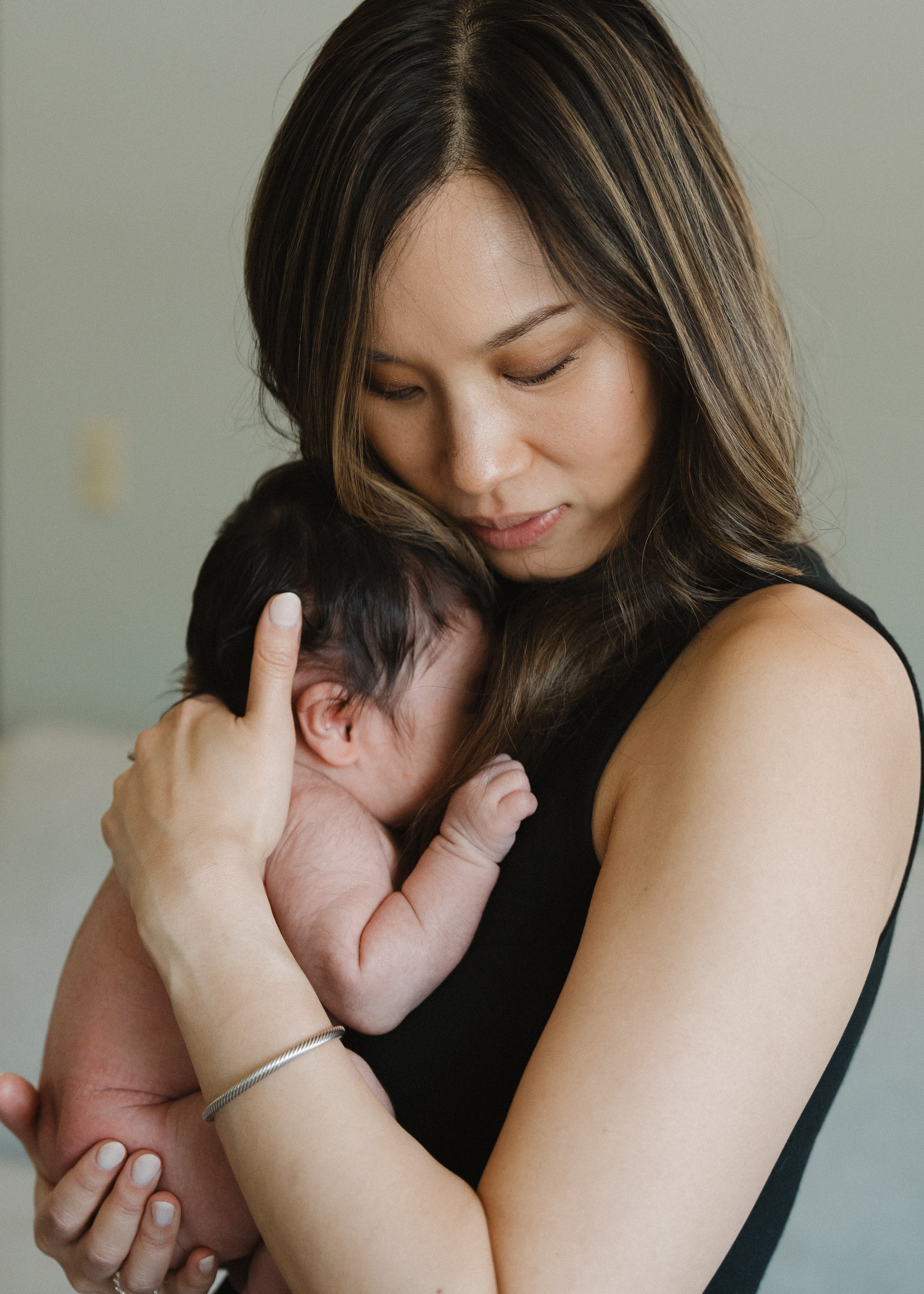 Stephanie’s Newborn Session at Home. Soulo Photography | San Francisco Bay Area Based Photographer