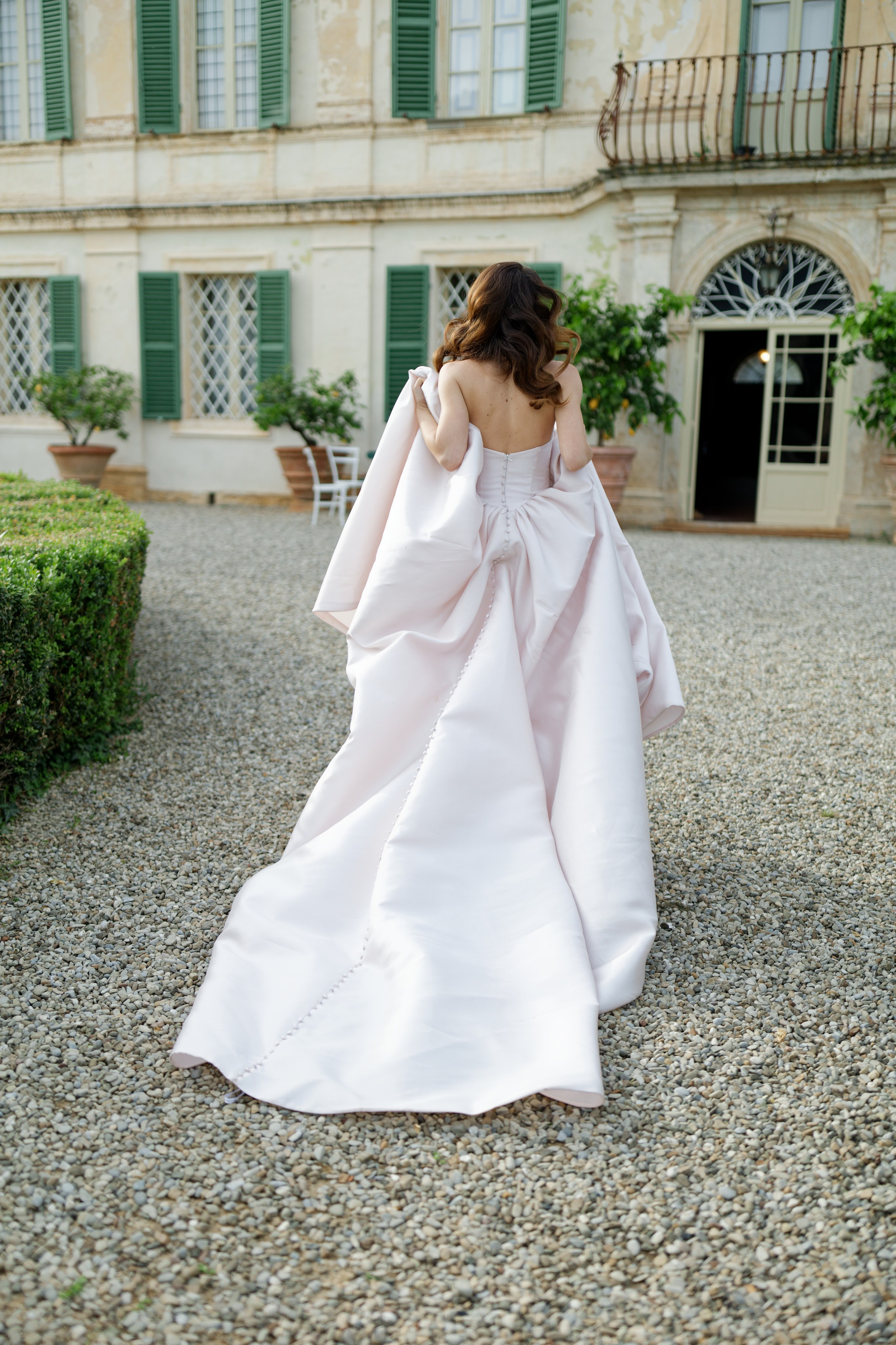 Wedding editorial at Villa di Geggiano, Tuscany, Italy