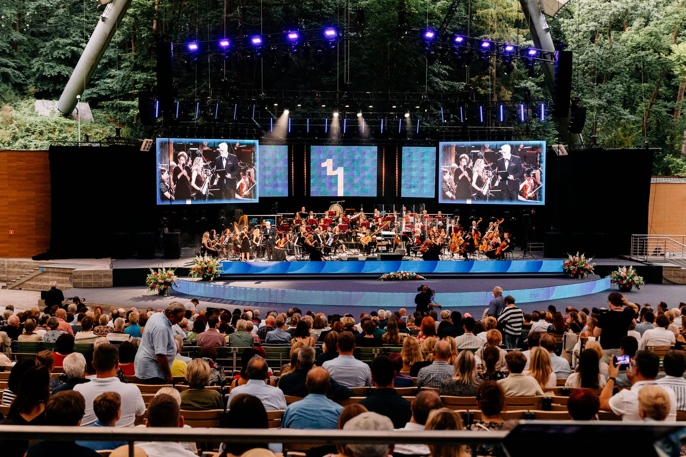 Opera Leśna Koncert. Fotograf Ślubny Warszawa - Sesje Biznesowe Rodzinne Eventy