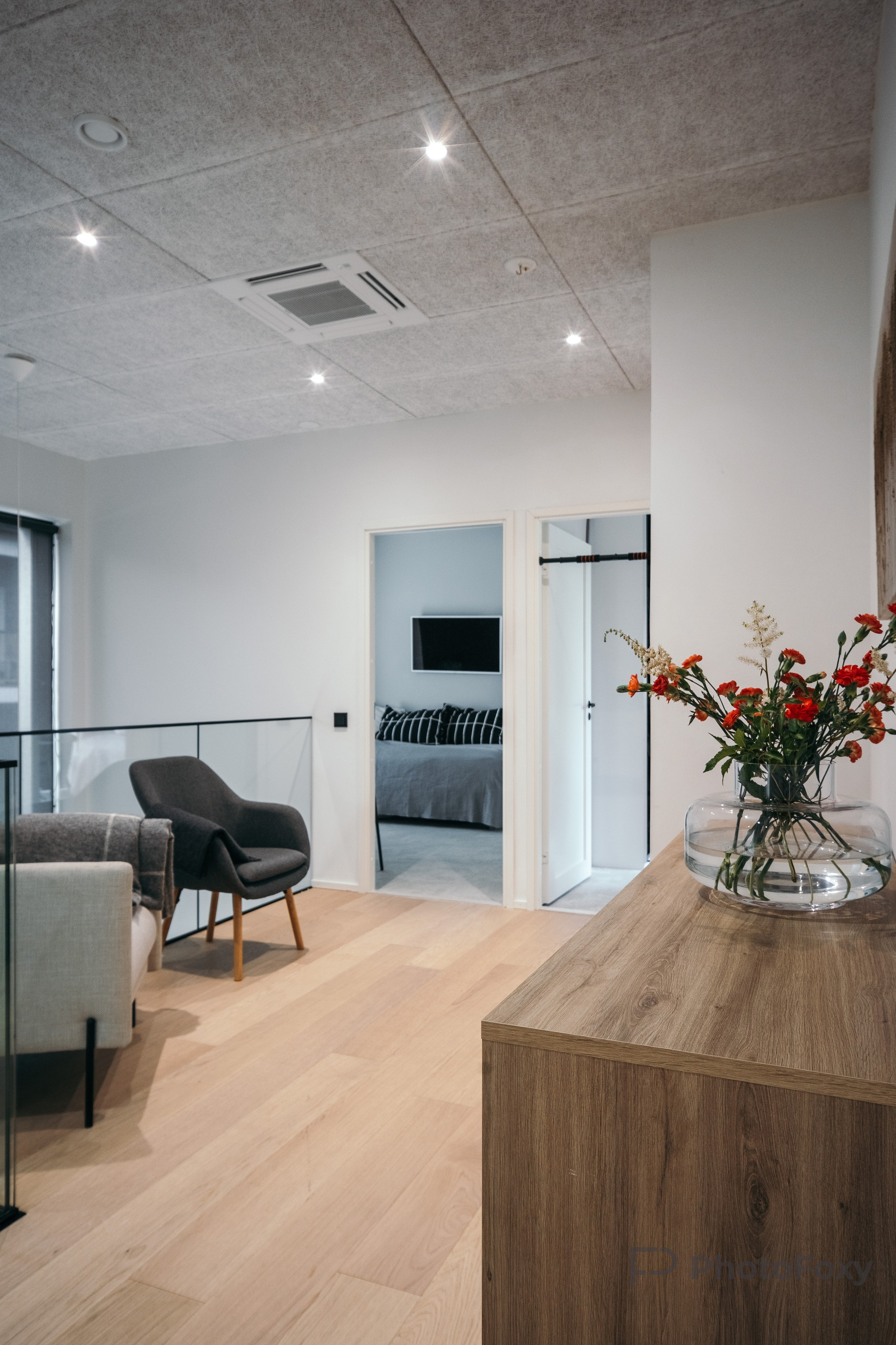 Skandinaavinen lämpö. Valokuvaaja Lahti, Helsinki Elena Salonen