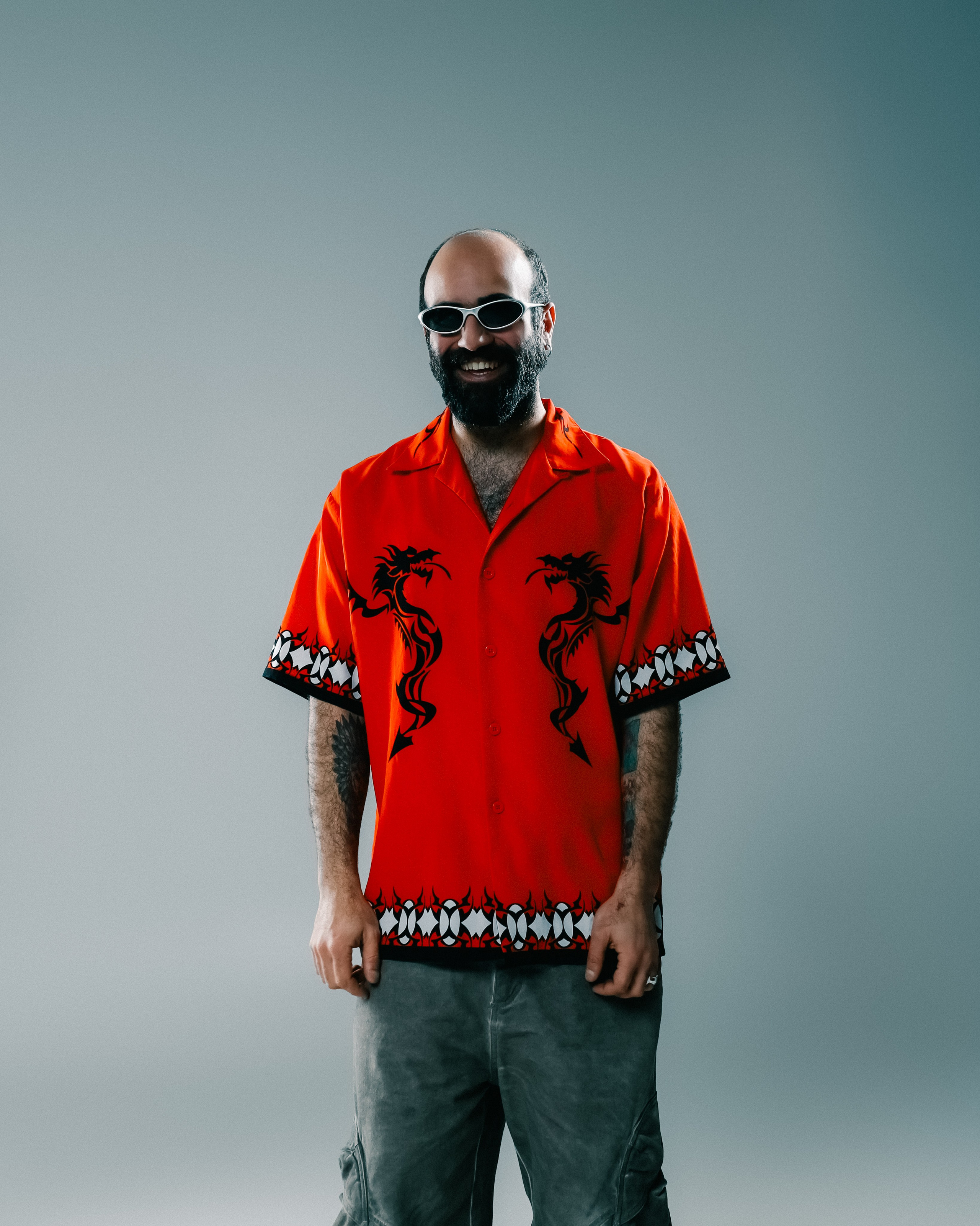 Studio (taron). Asmikiam