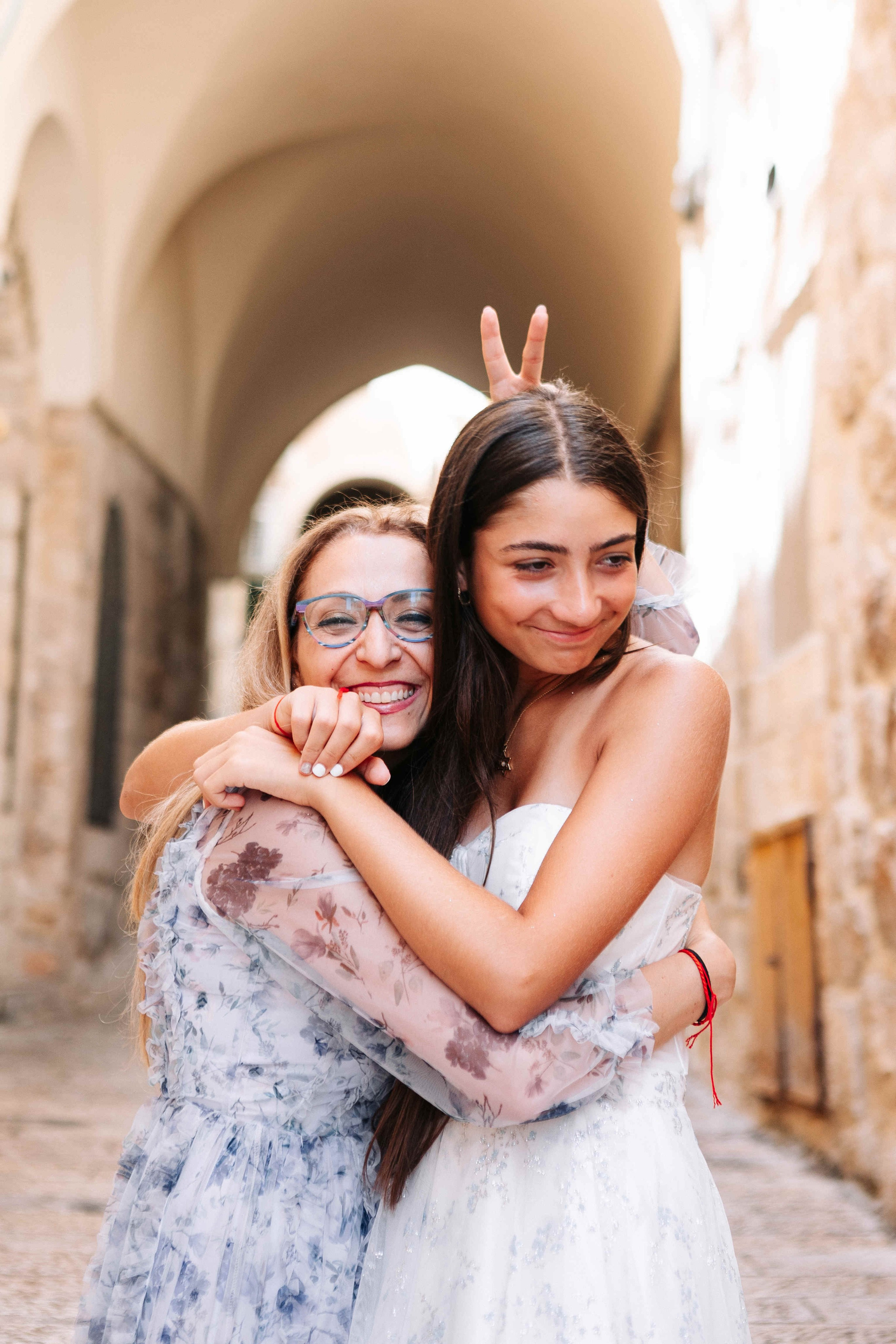BAT MITZVAH CEREMONY + PHOTO SESSION. Https://shi-photo.com/
