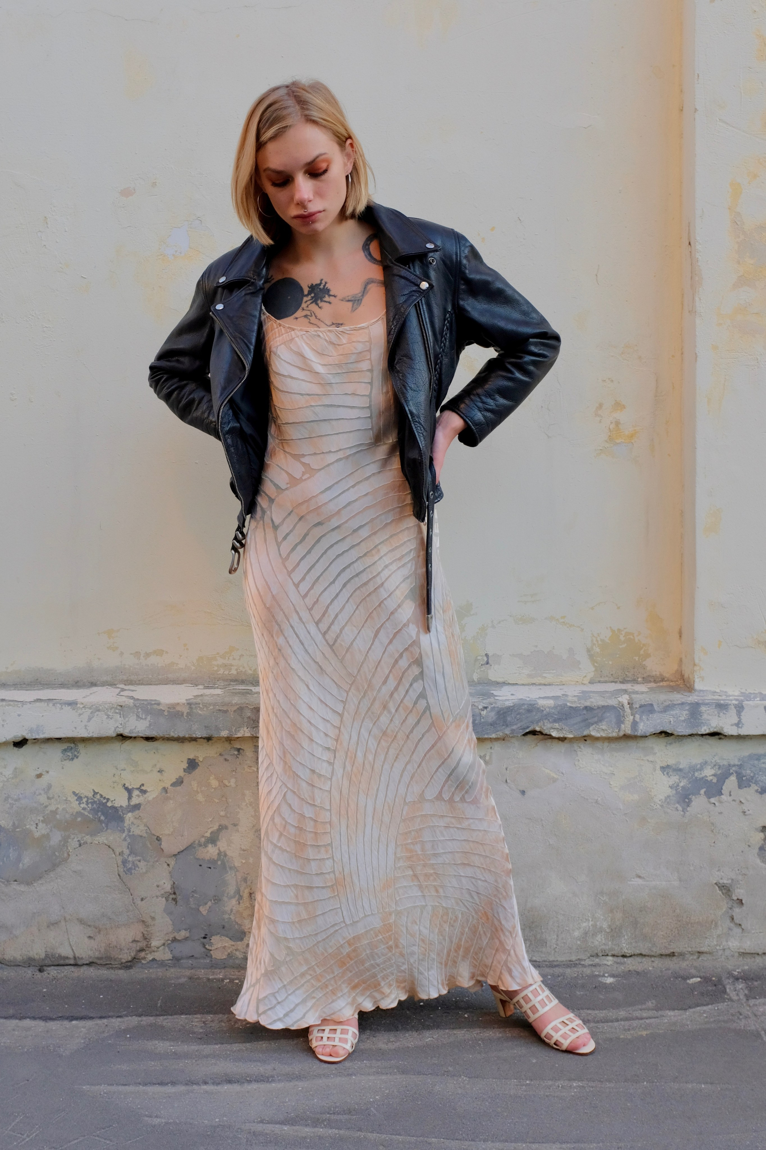 Selective Vintage. Past Perfect