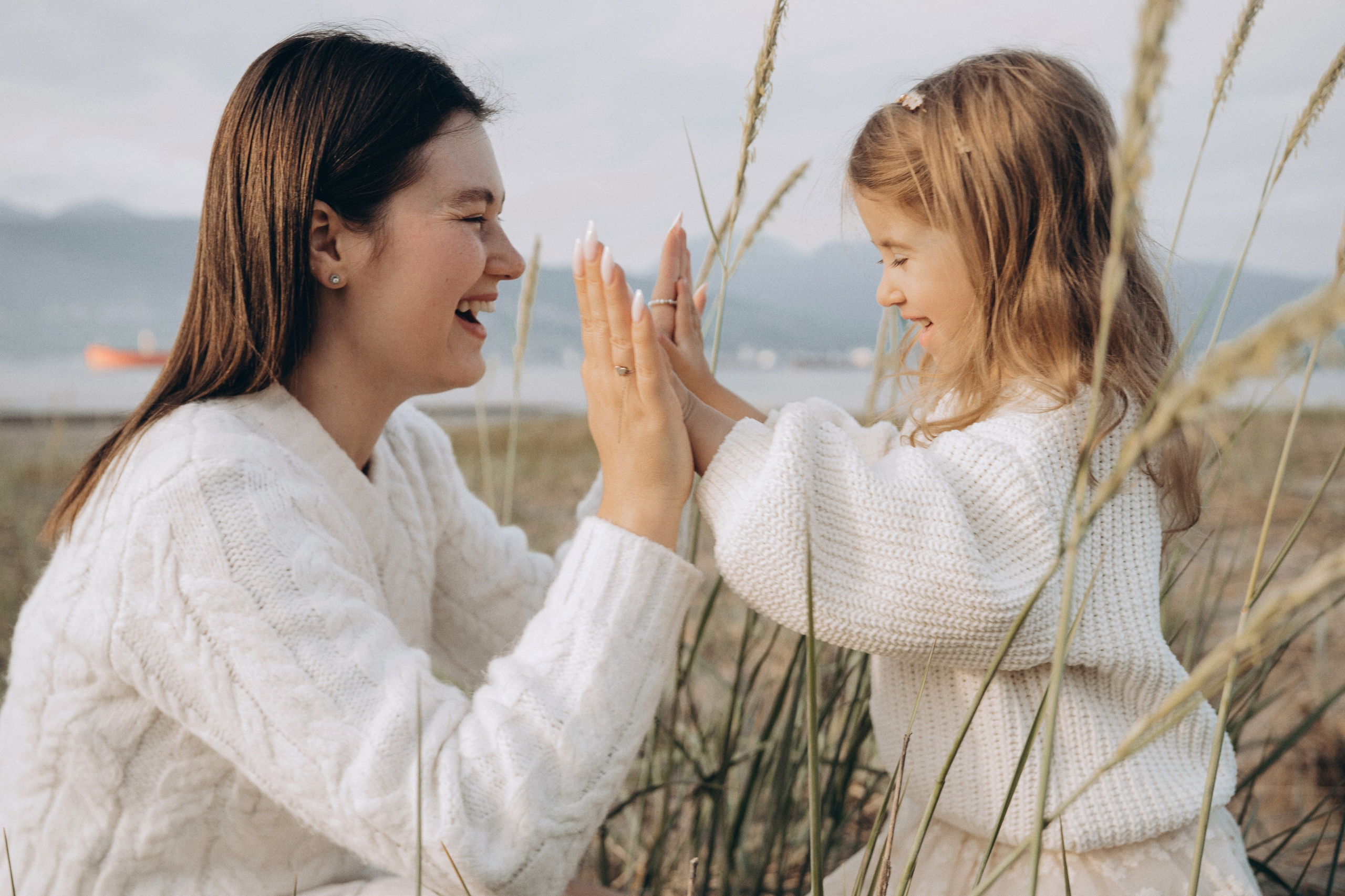 Mia & Anna. Vancouver Photographer | Catherine Vashchenko
