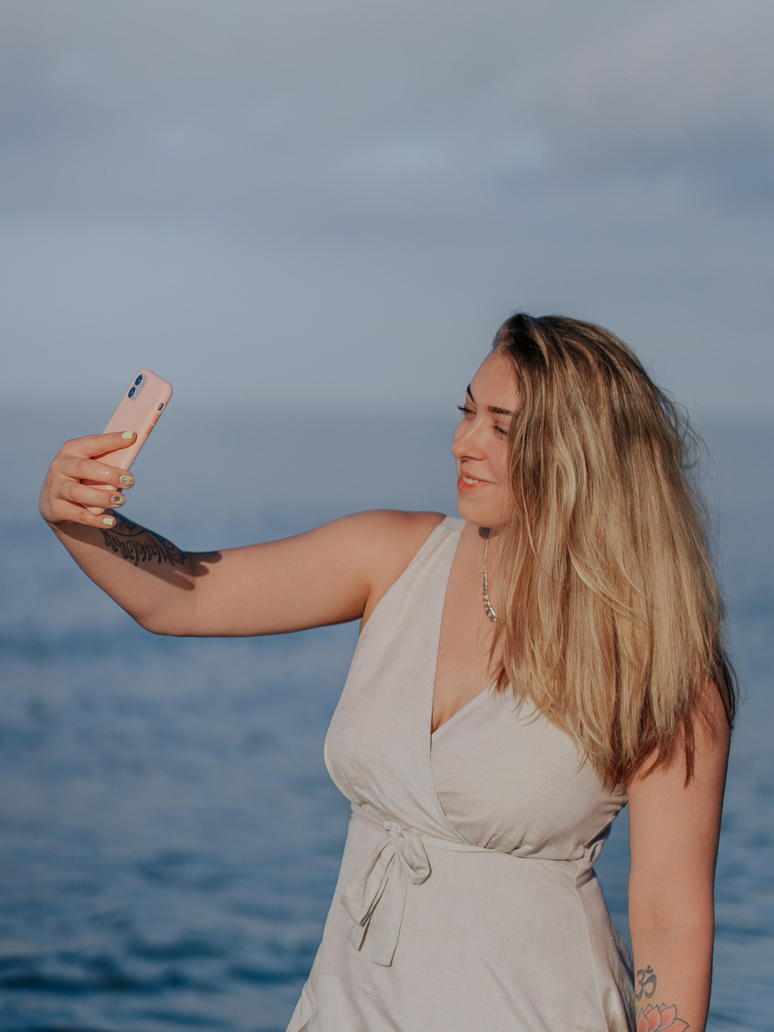 Tourist photoshoot for friends. DiaFoto — Wow Photographer in Barcelona | Premium Barcelona Photoshoot Experience