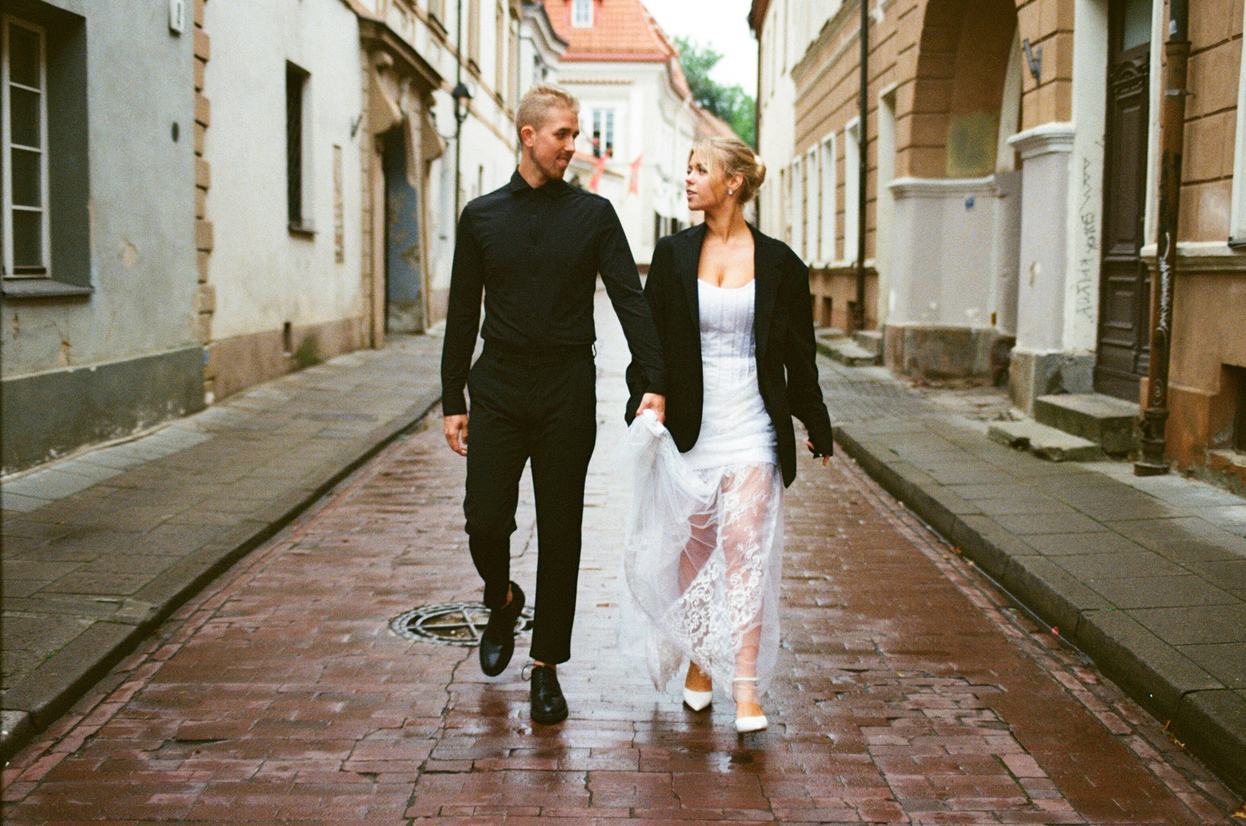 Evelina ir Karolis. Misevic Wedding — Jausminga ir Profesionali Vestuvių Fotografija