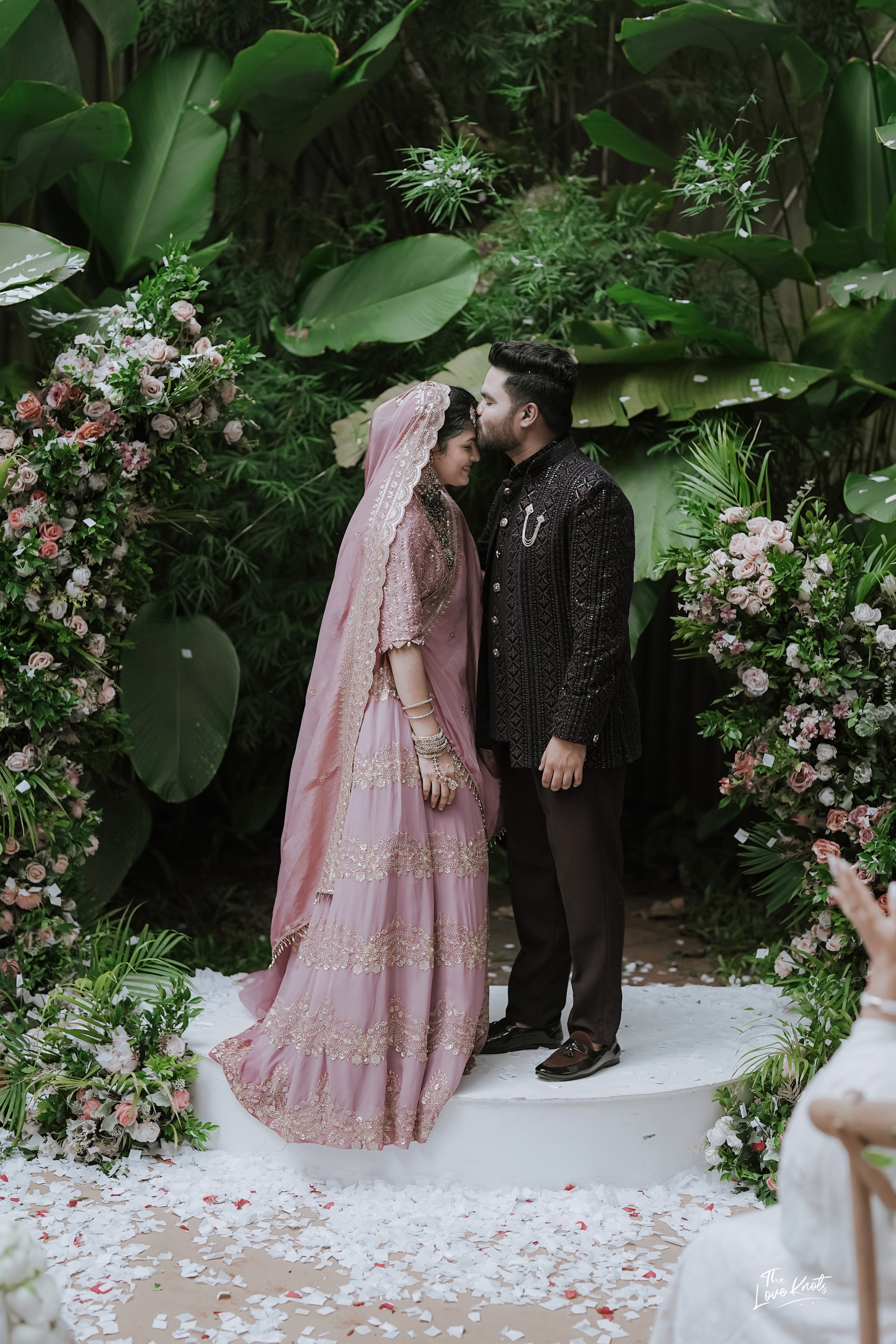 SHIBIL / RISLA. Theloveknots