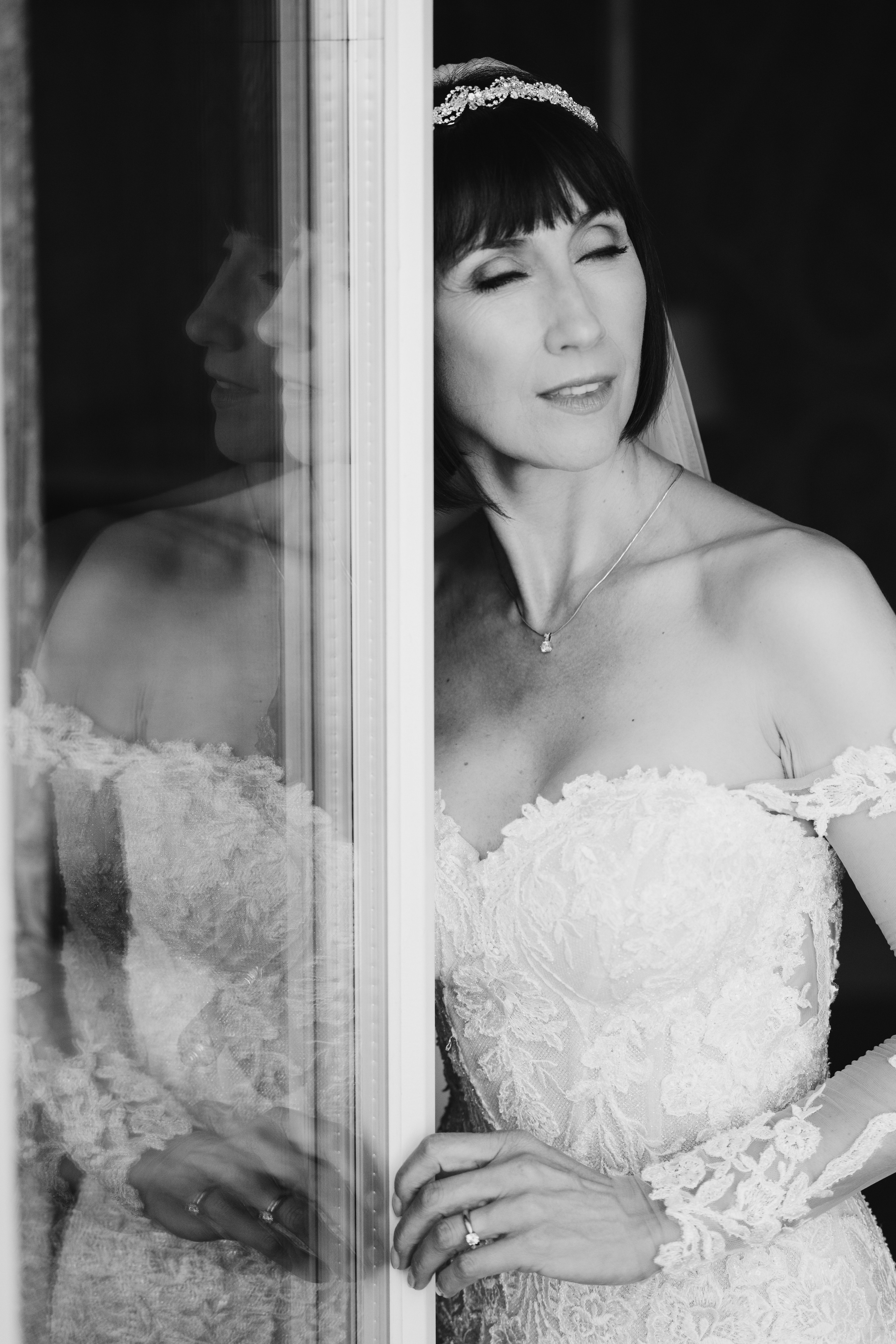 MARCELA & BRUNO Castle Gütsch in Luzern, Switzerland. I am Elena Altendorfer. Wedding photographer in Zurich and Switzerland