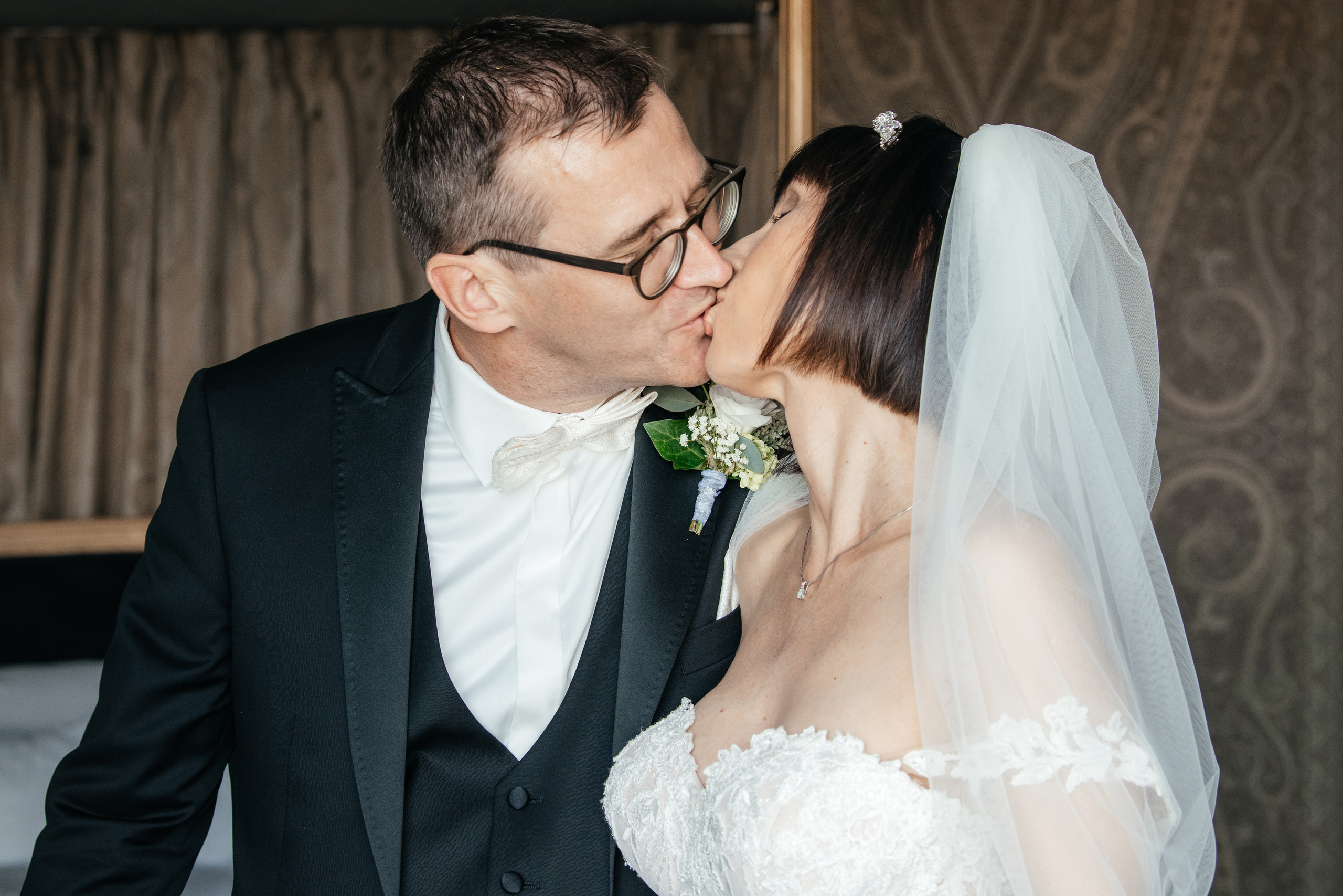 MARCELA & BRUNO Castle Gütsch in Luzern, Switzerland. I am Elena Altendorfer. Wedding photographer in Zurich and Switzerland