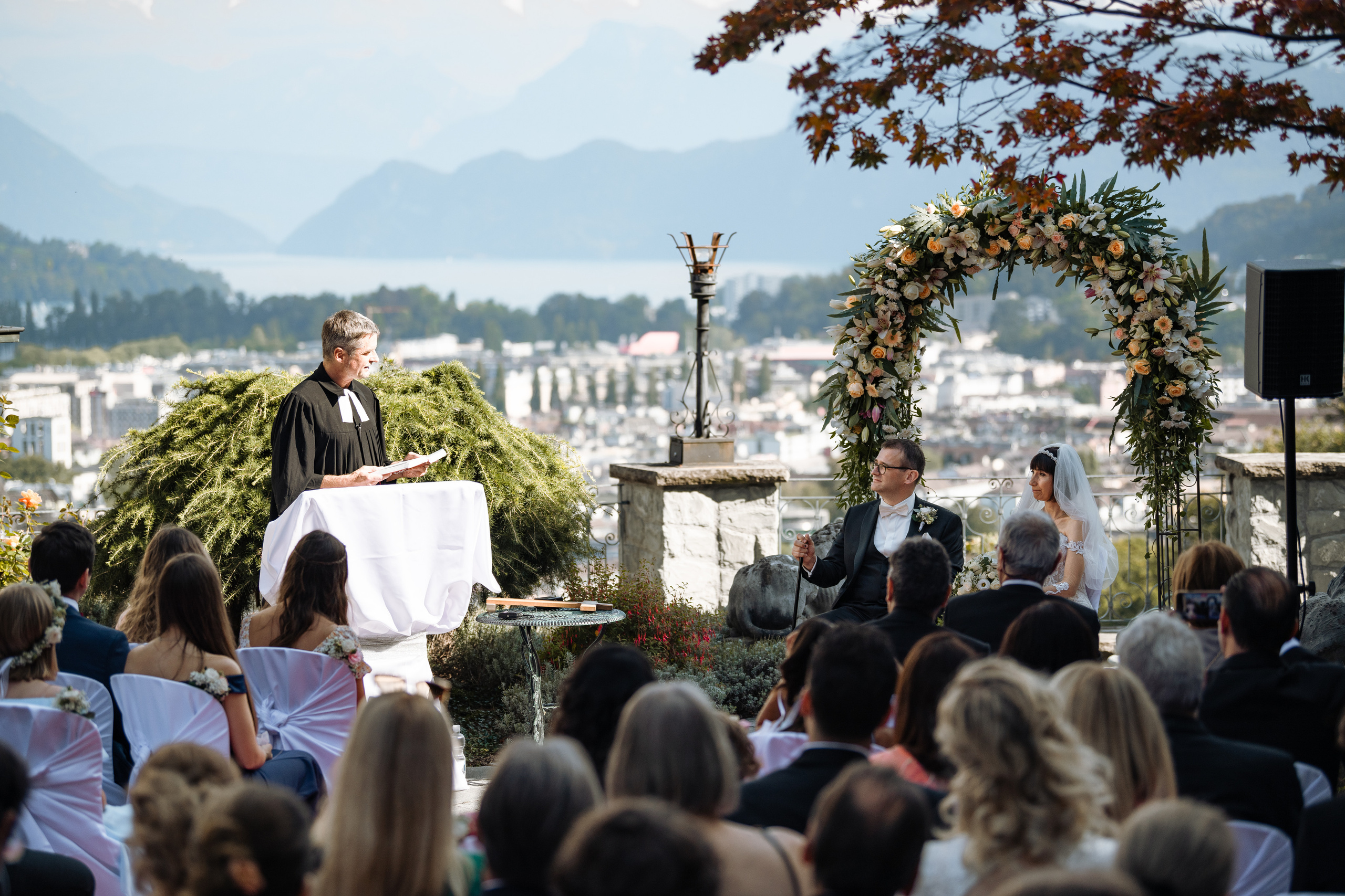 MARCELA & BRUNO Castle Gütsch in Luzern, Switzerland. I am Elena Altendorfer. Wedding photographer in Zurich and Switzerland