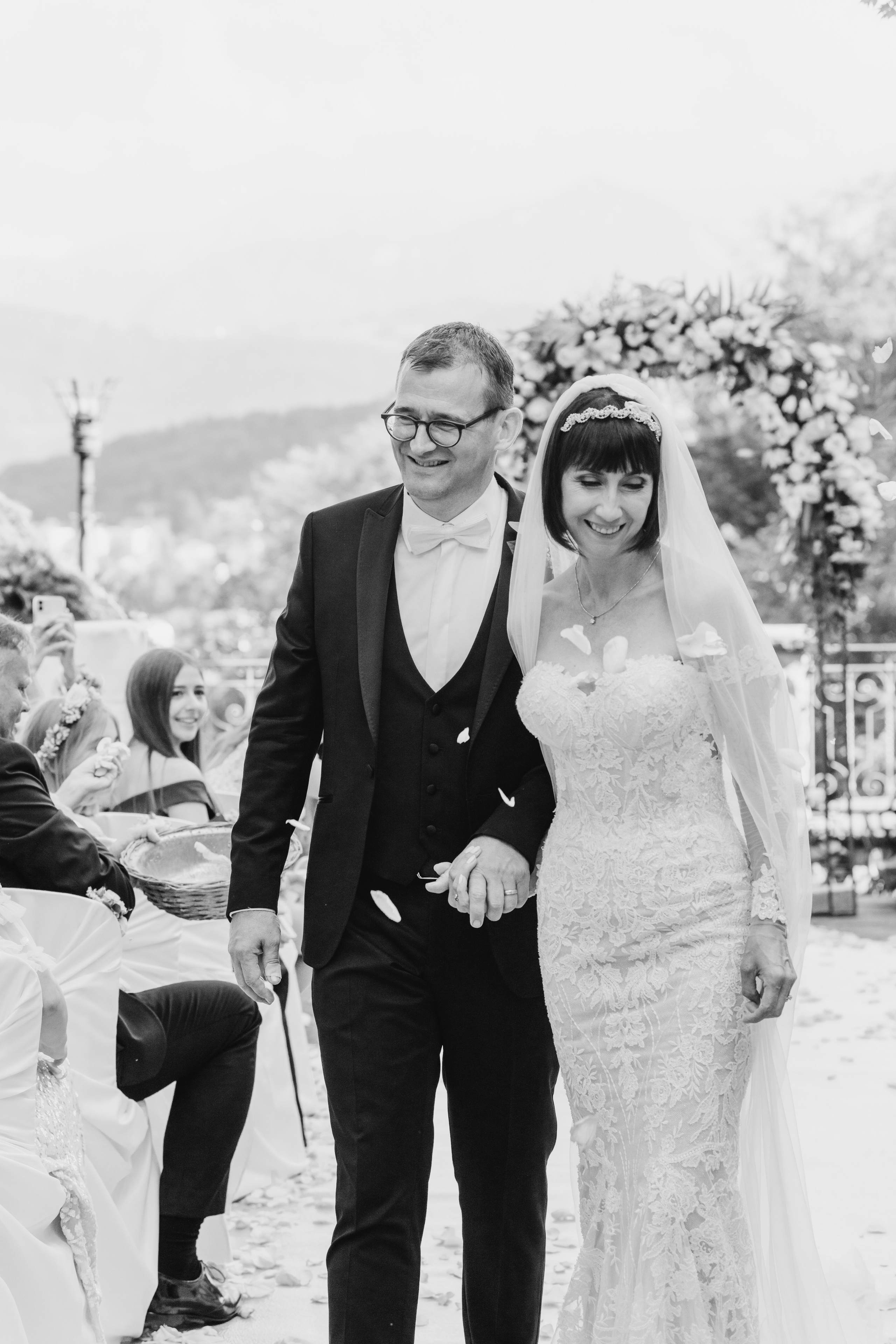 MARCELA & BRUNO Castle Gütsch in Luzern, Switzerland. I am Elena Altendorfer. Wedding photographer in Zurich and Switzerland