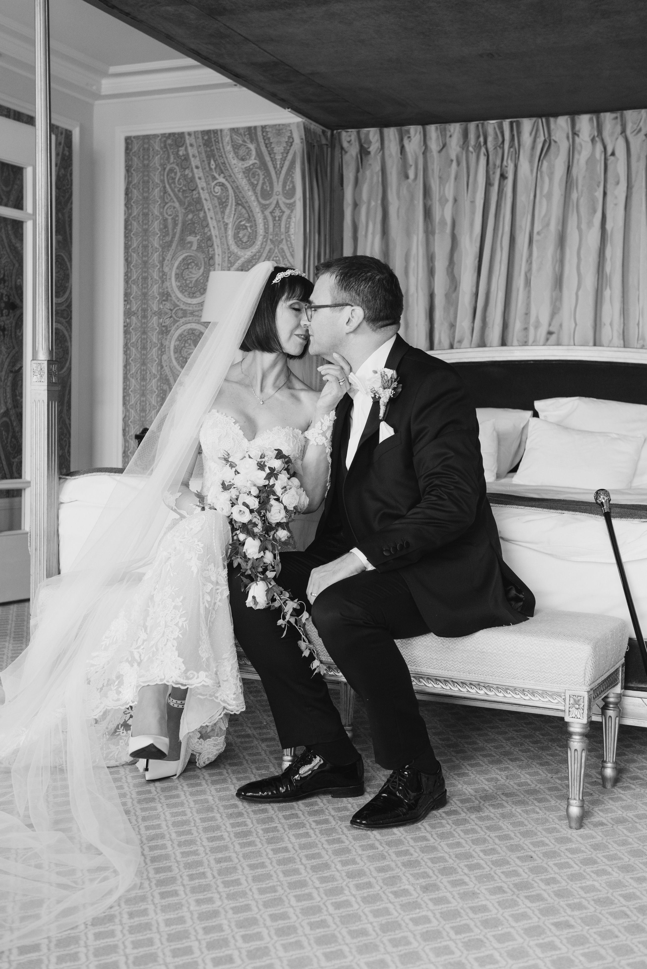 MARCELA & BRUNO Castle Gütsch in Luzern, Switzerland. I am Elena Altendorfer. Wedding photographer in Zurich and Switzerland