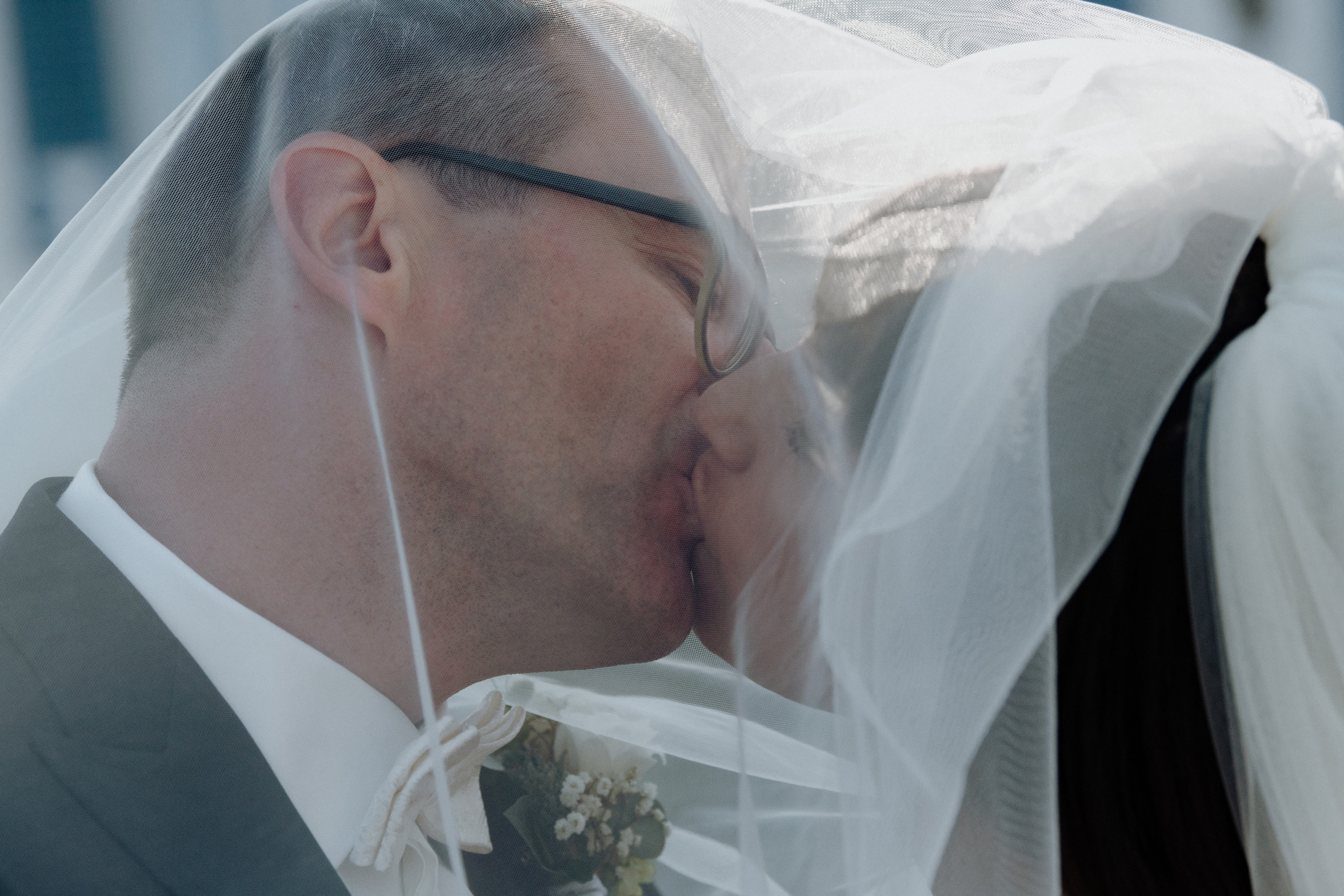 MARCELA & BRUNO Castle Gütsch in Luzern, Switzerland. I am Elena Altendorfer. Wedding photographer in Zurich and Switzerland