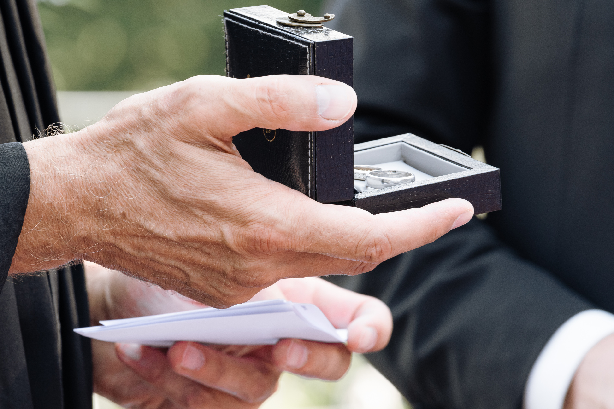 MARCELA & BRUNO Castle Gütsch in Luzern, Switzerland. I am Elena Altendorfer. Wedding photographer in Zurich and Switzerland
