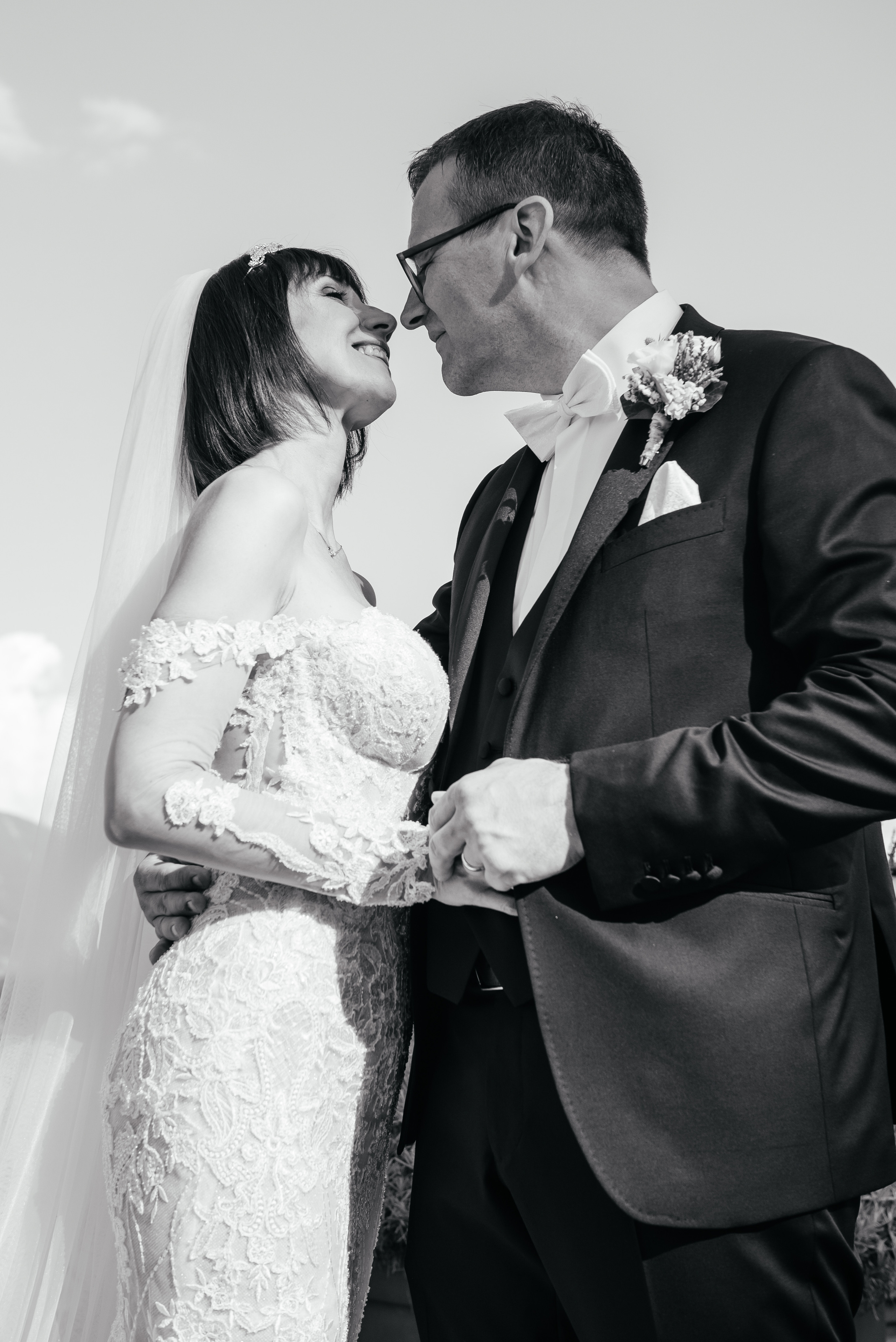 MARCELA & BRUNO Castle Gütsch in Luzern, Switzerland. I am Elena Altendorfer. Wedding photographer in Zurich and Switzerland