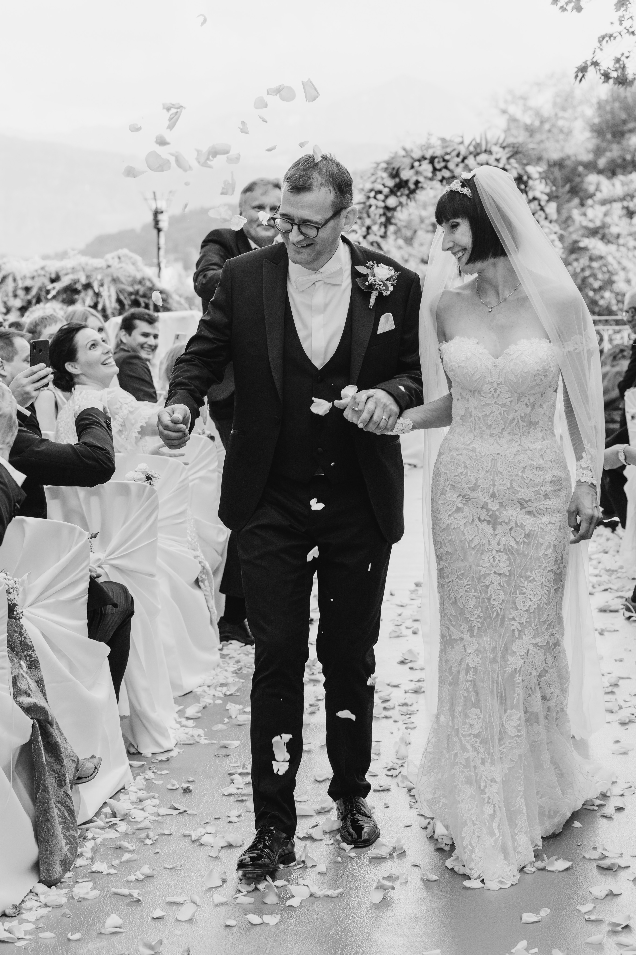 MARCELA & BRUNO Castle Gütsch in Luzern, Switzerland. I am Elena Altendorfer. Wedding photographer in Zurich and Switzerland