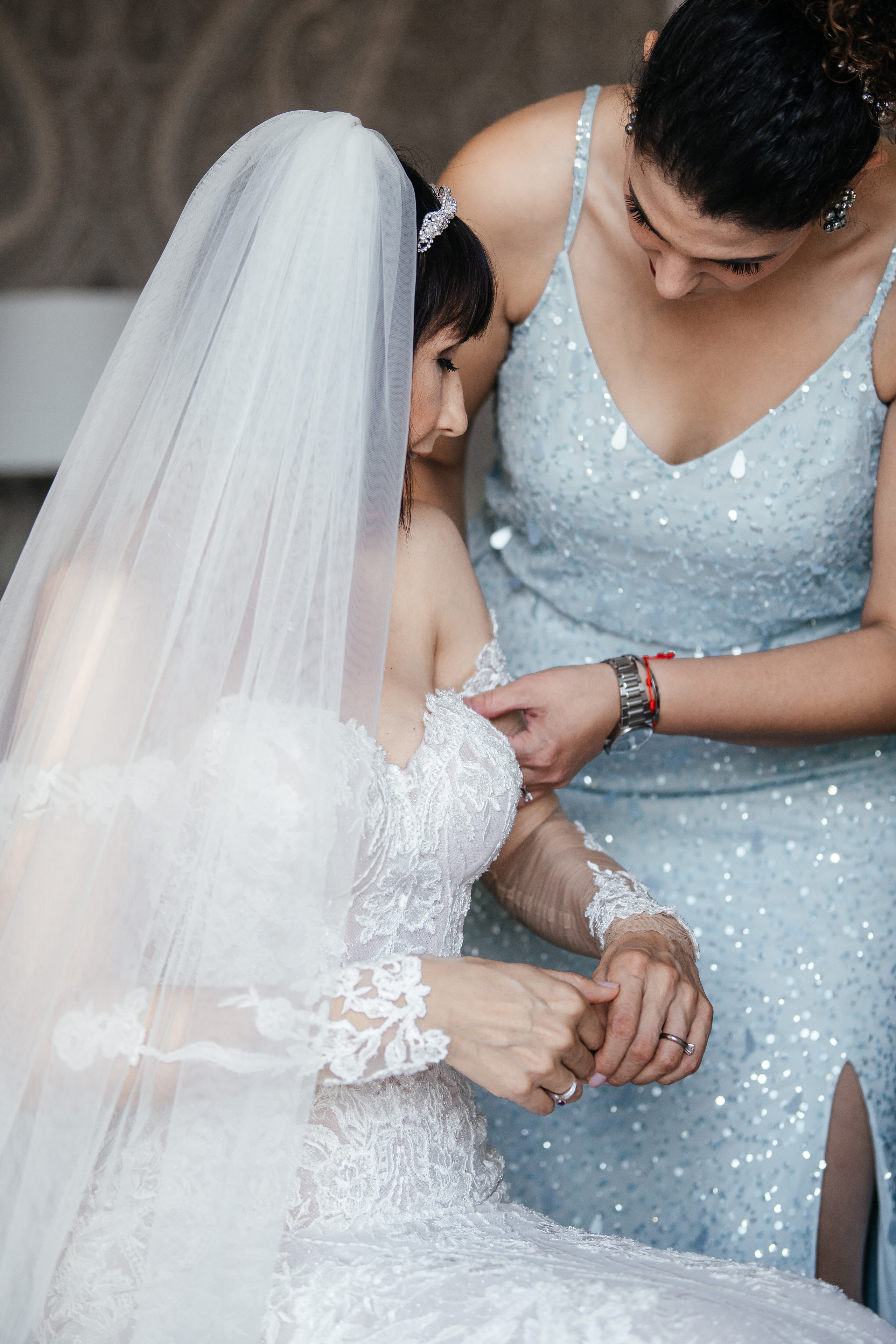 MARCELA & BRUNO Castle Gütsch in Luzern, Switzerland. I am Elena Altendorfer. Wedding photographer in Zurich and Switzerland