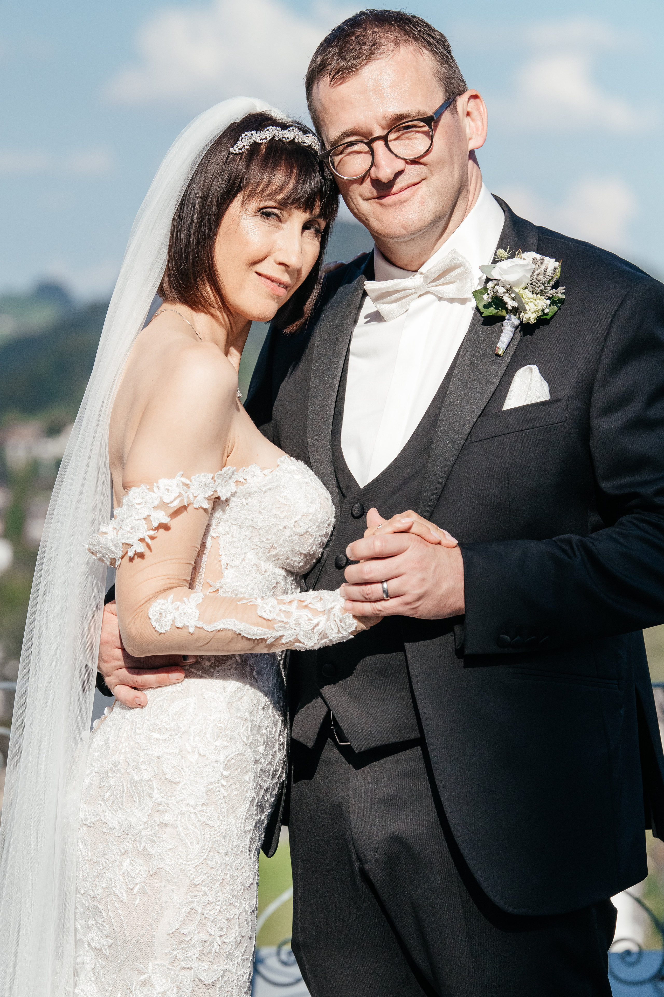 MARCELA & BRUNO Castle Gütsch in Luzern, Switzerland. I am Elena Altendorfer. Wedding photographer in Zurich and Switzerland
