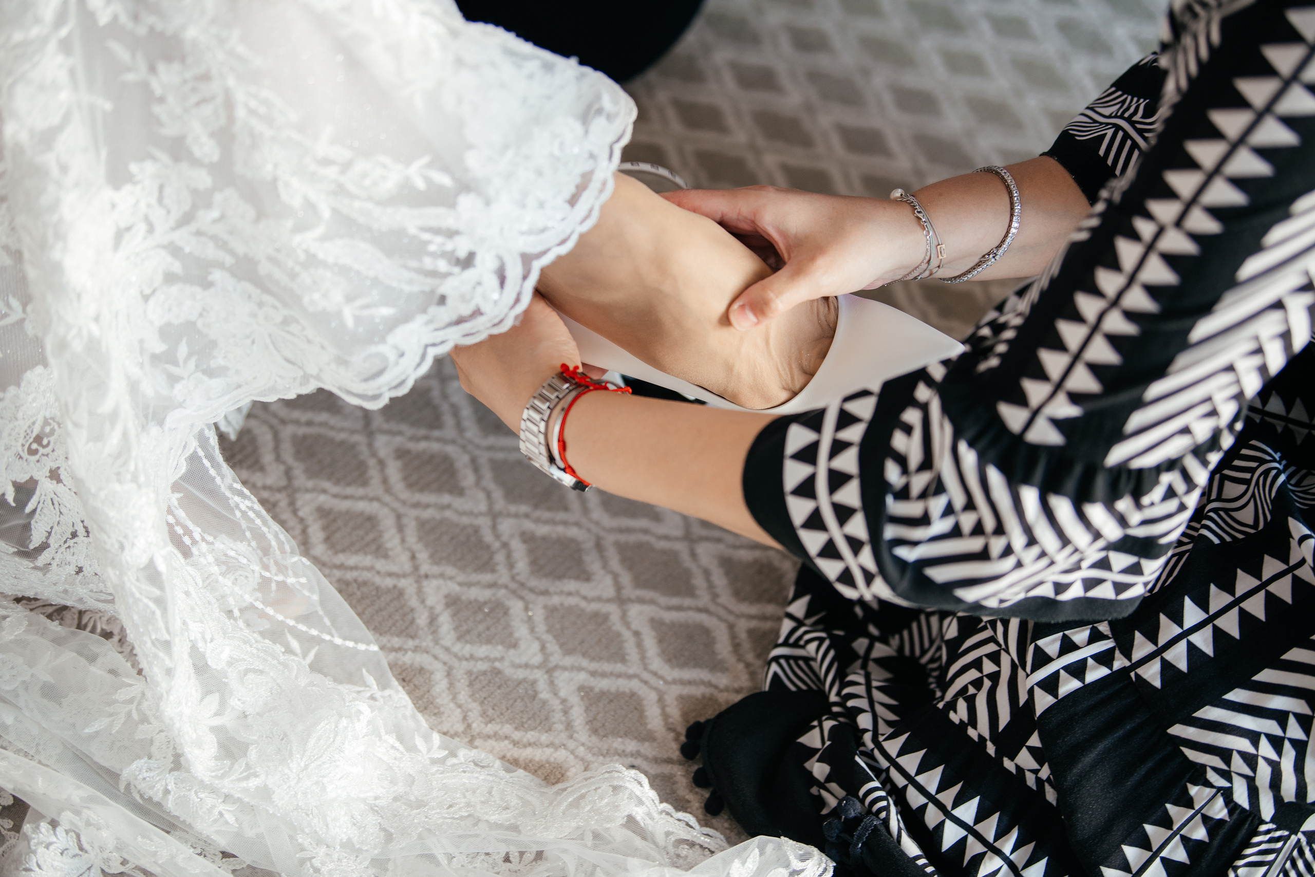 MARCELA & BRUNO Castle Gütsch in Luzern, Switzerland. I am Elena Altendorfer. Wedding photographer in Zurich and Switzerland