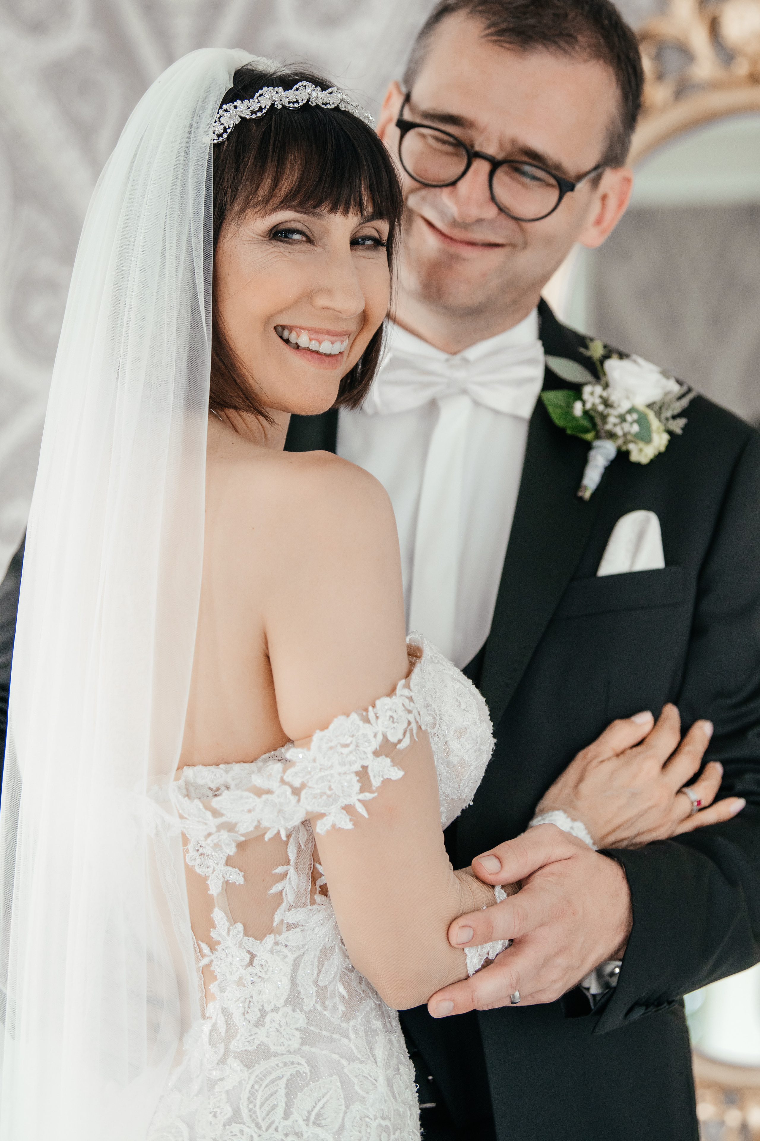 MARCELA & BRUNO Castle Gütsch in Luzern, Switzerland. I am Elena Altendorfer. Wedding photographer in Zurich and Switzerland