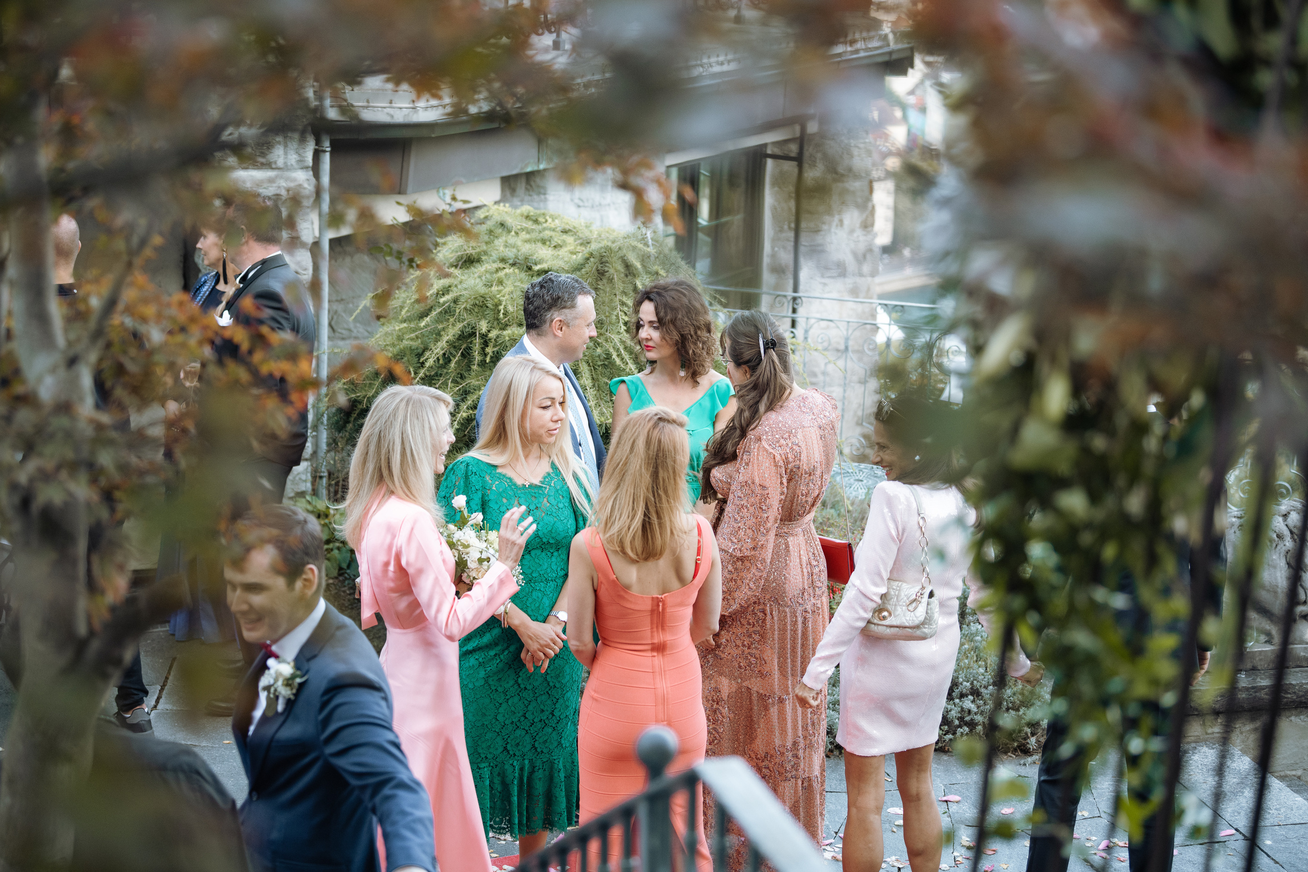 MARCELA & BRUNO Castle Gütsch in Luzern, Switzerland. I am Elena Altendorfer. Wedding photographer in Zurich and Switzerland