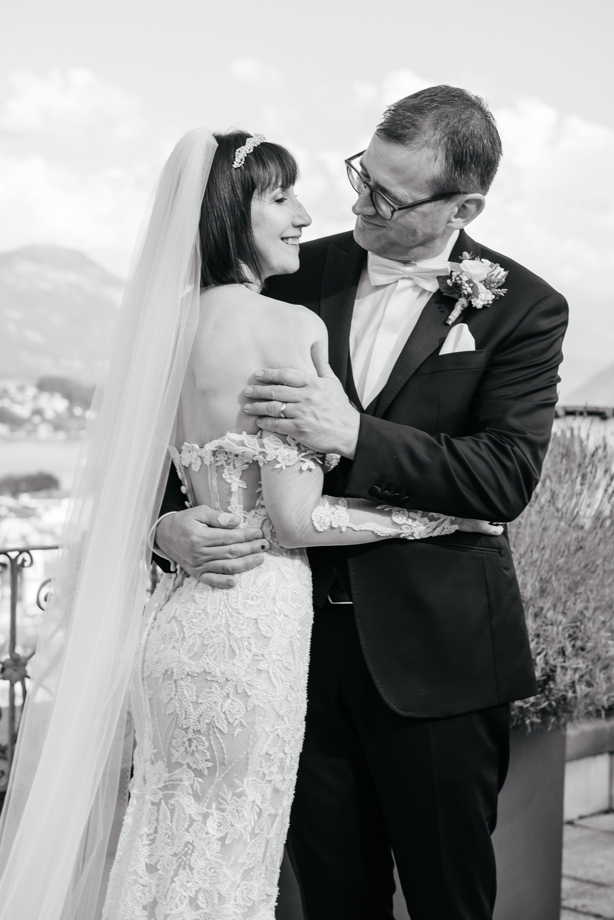 MARCELA & BRUNO Castle Gütsch in Luzern, Switzerland. I am Elena Altendorfer. Wedding photographer in Zurich and Switzerland