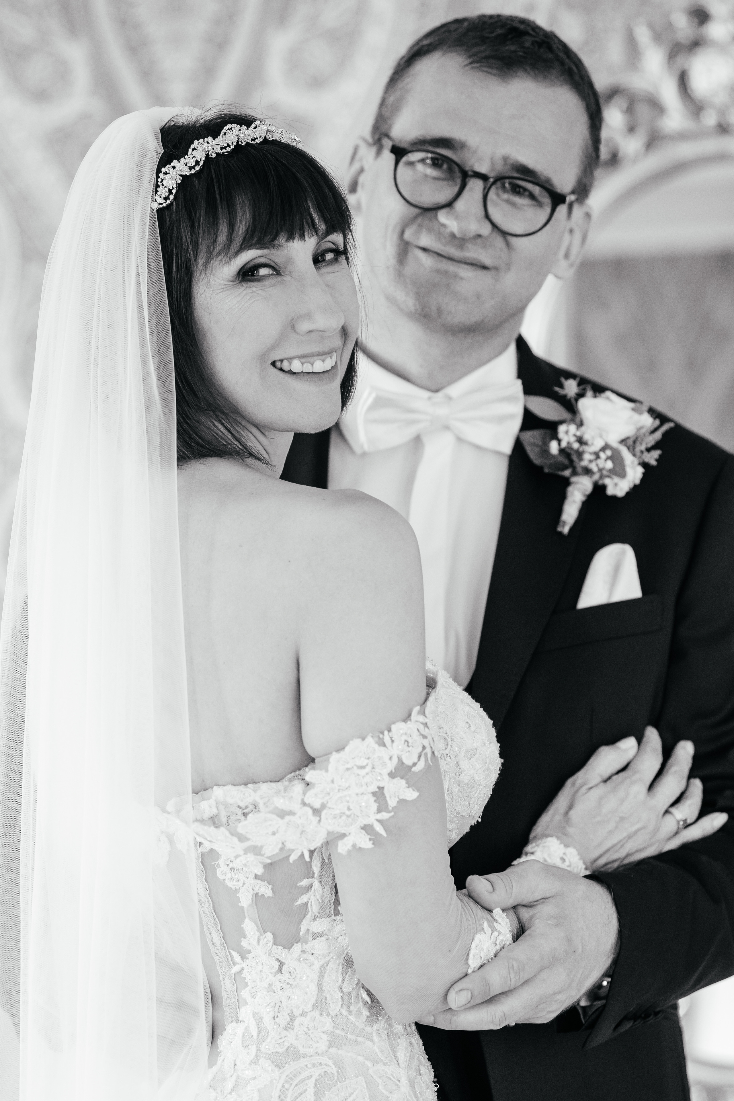 MARCELA & BRUNO Castle Gütsch in Luzern, Switzerland. I am Elena Altendorfer. Wedding photographer in Zurich and Switzerland